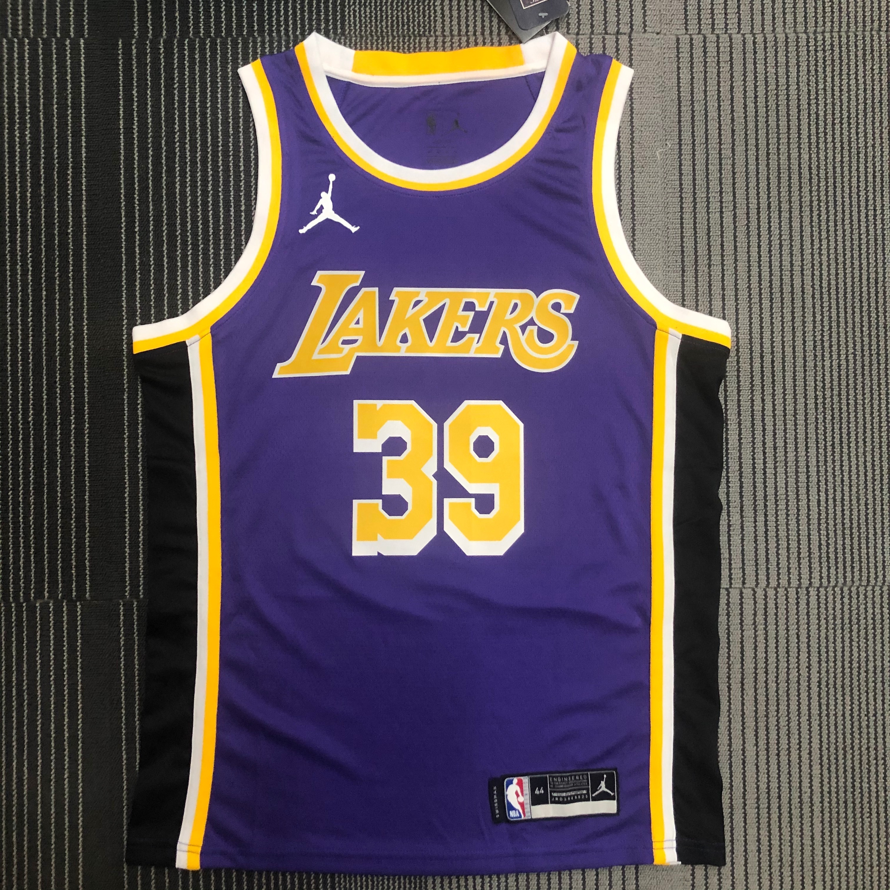 NBA Men Season 2021 Los Angeles Lakers #39 HOWARD Purple Round Neck with Jordan logo Jersey High Quality Name and Number Print - leoleo123123