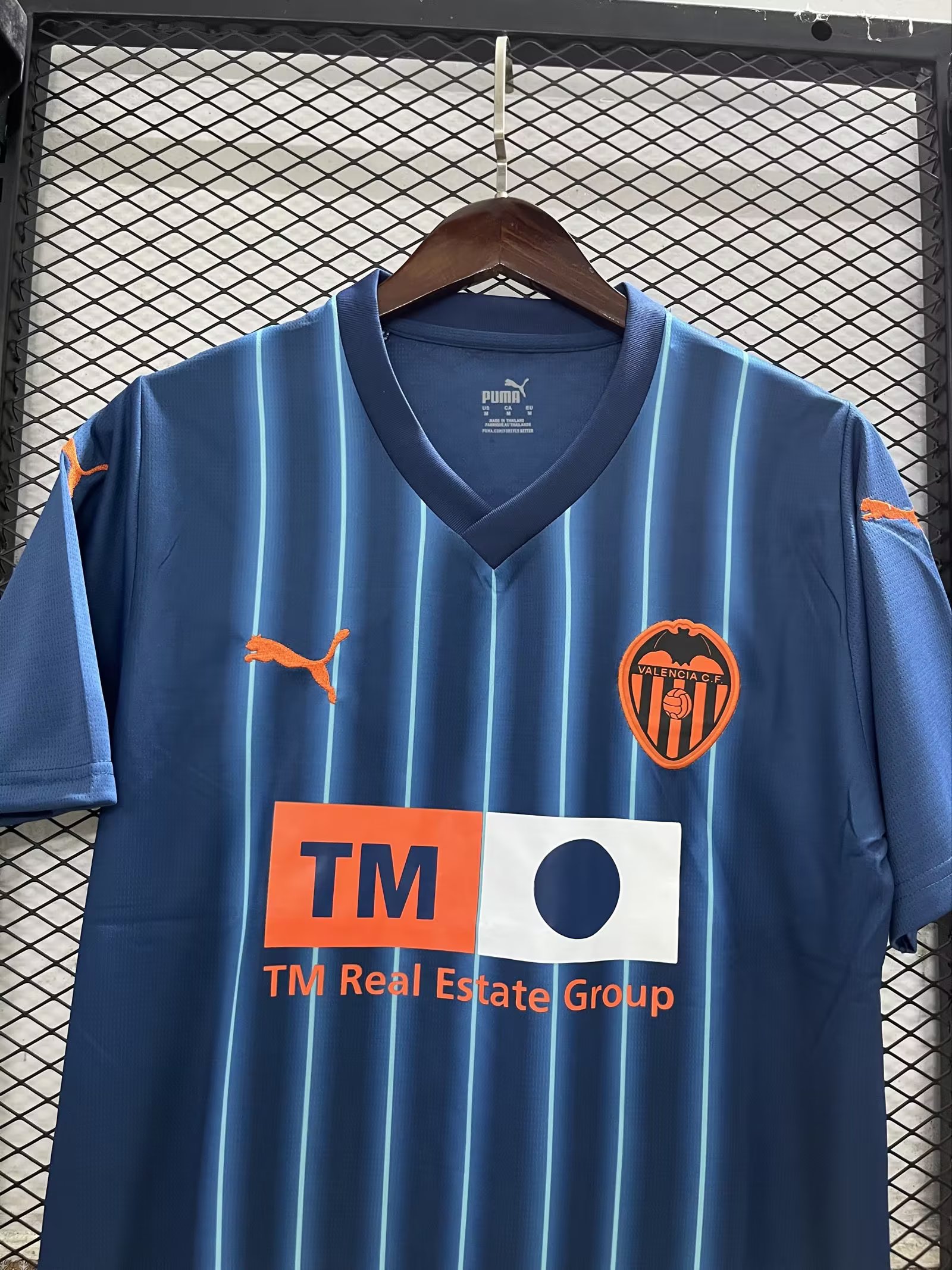 23/24 Valencia Away Jersey Thai Quality Fan Version - leoleo123123