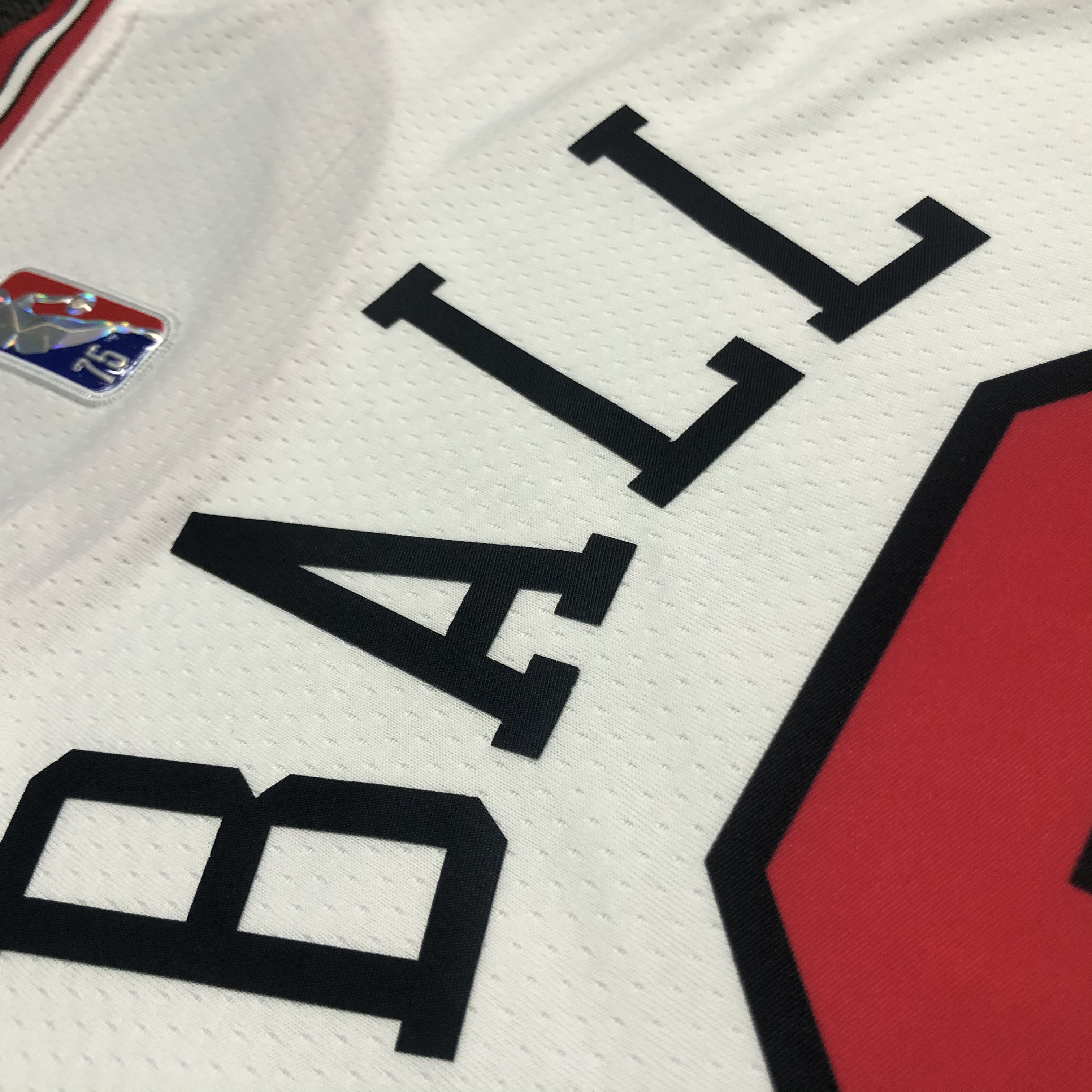 NBA Men 75th Anniversary Chicago Bulls White #2 BALL Jersey High Quality Name and Number Print - leoleo123123