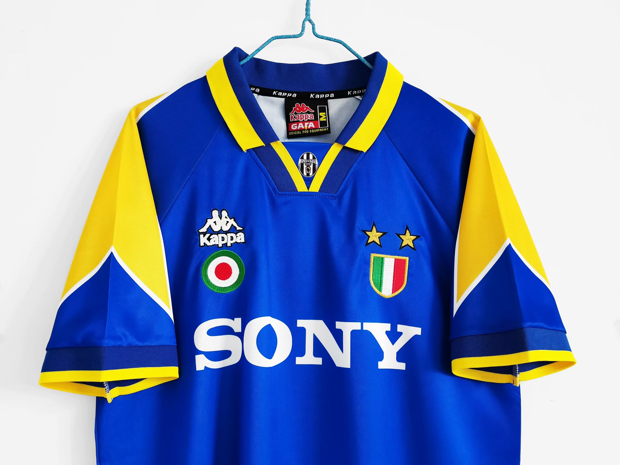 95-96 Juventus Away Retro Jersey - leoleo123123