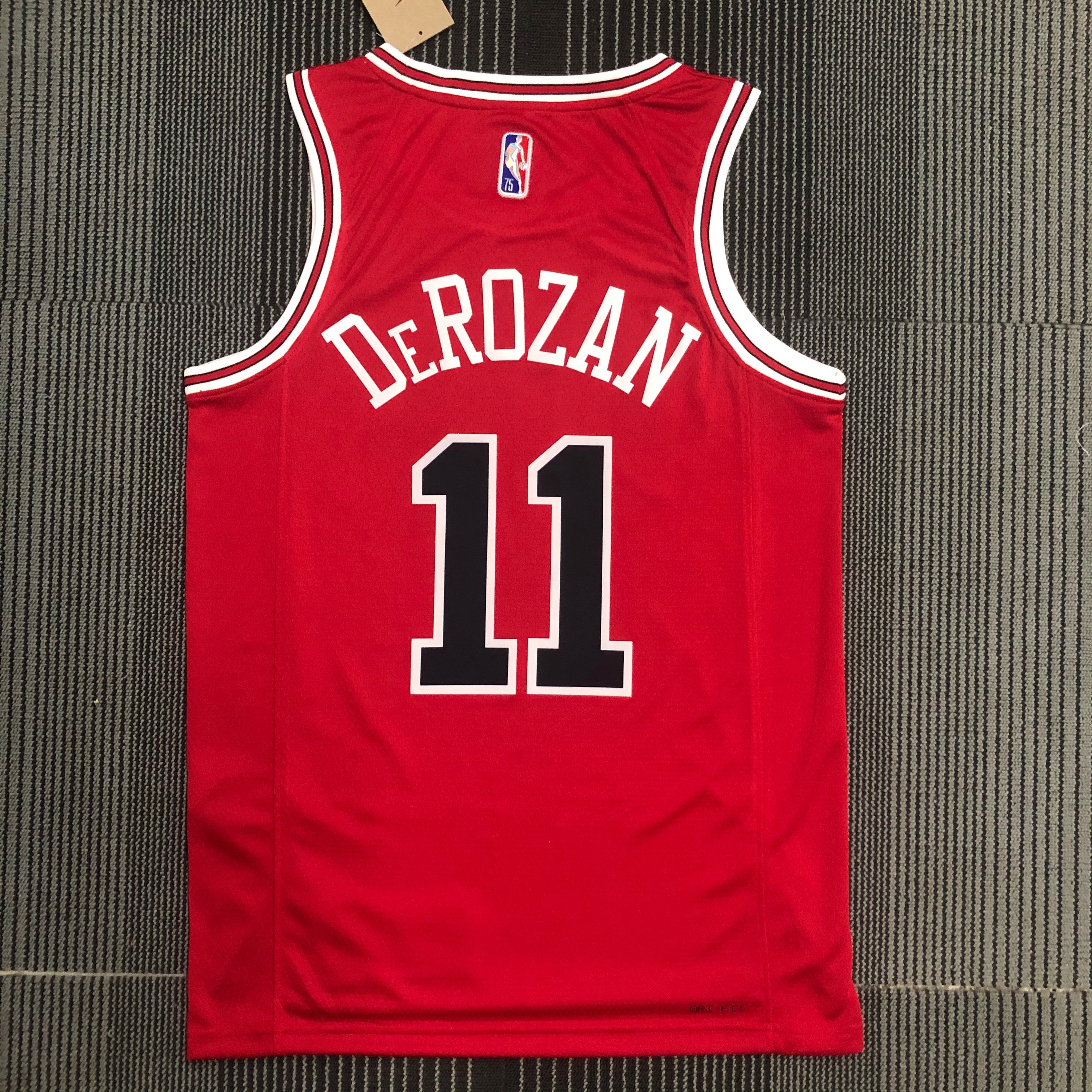 NBA Men 75th Anniversary Chicago Bulls Red #11 DEROZAN Jersey High Quality Name and Number Print - leoleo123123