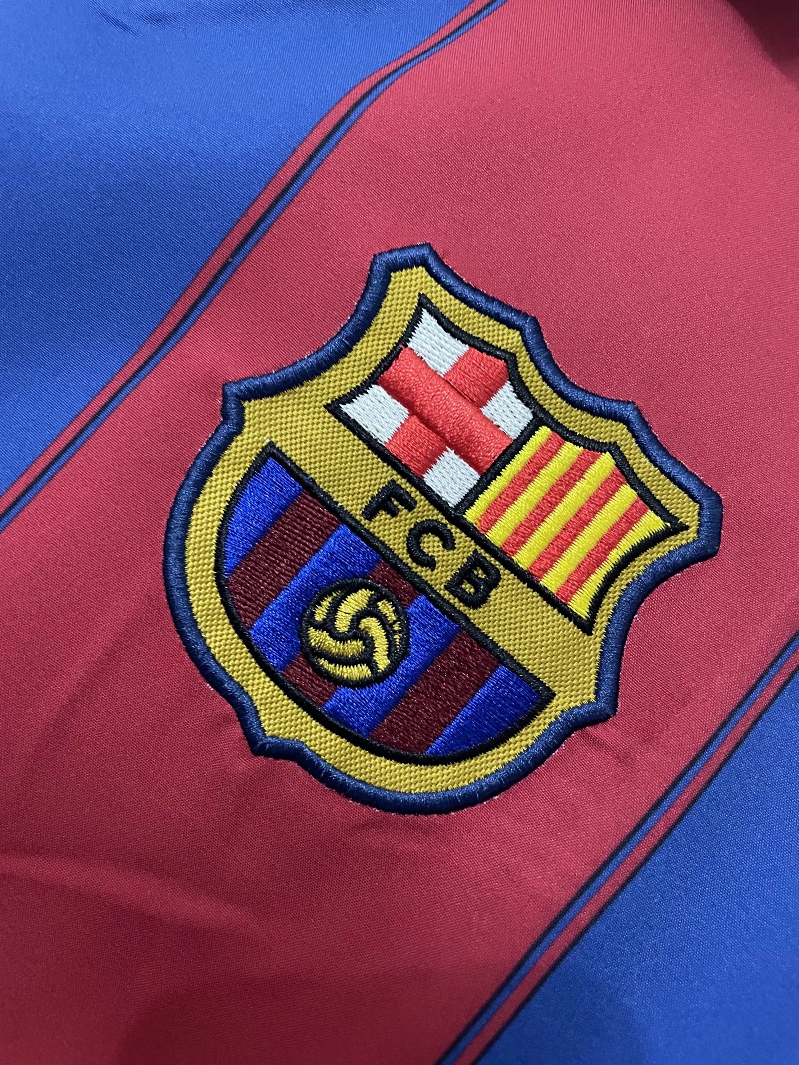 03/04 Barcelona Home Retro Jersey - leoleo123123