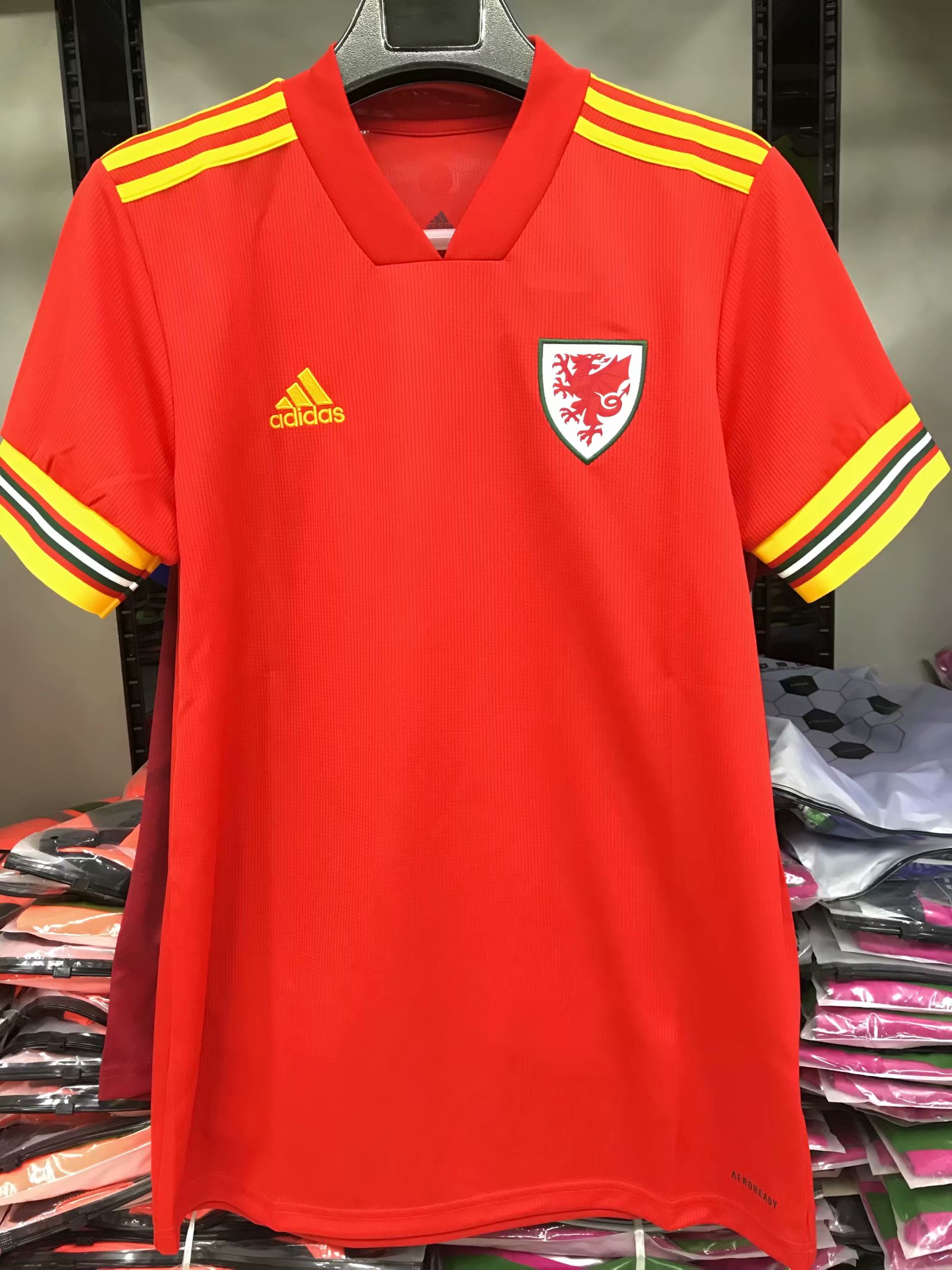 2020 European Welsh Home Soccer Jersey Fans Version 1:1 Quality - leoleo123123