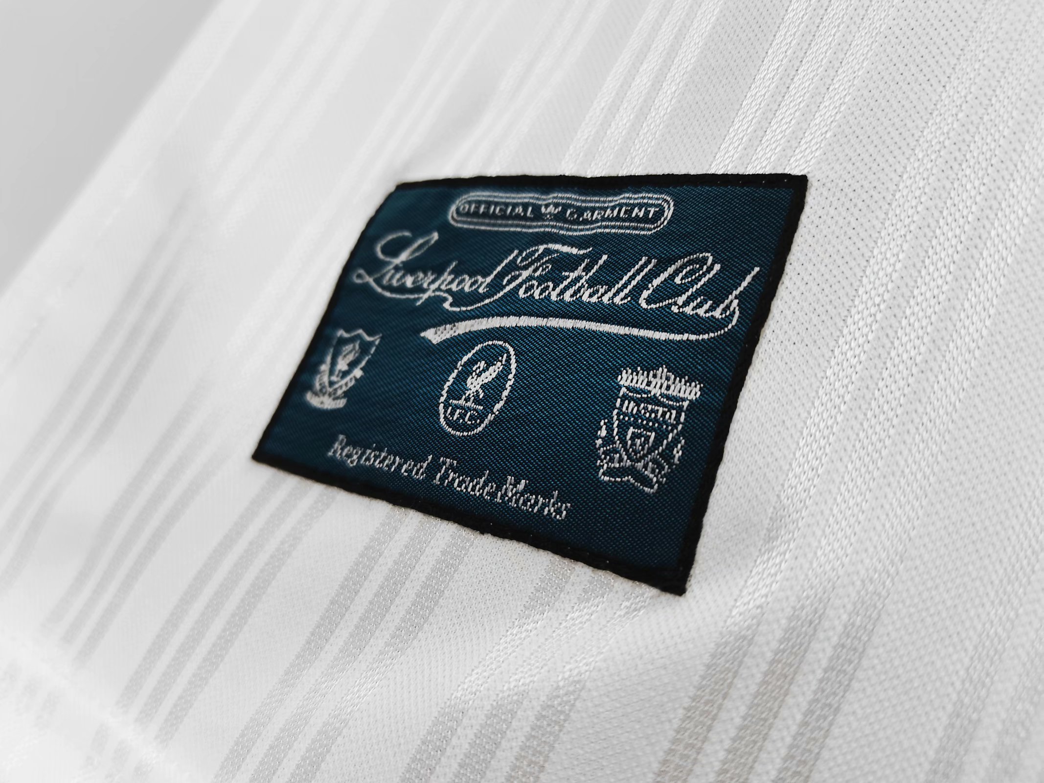 1995 Liverpool White Retro Jersey - leoleo123123