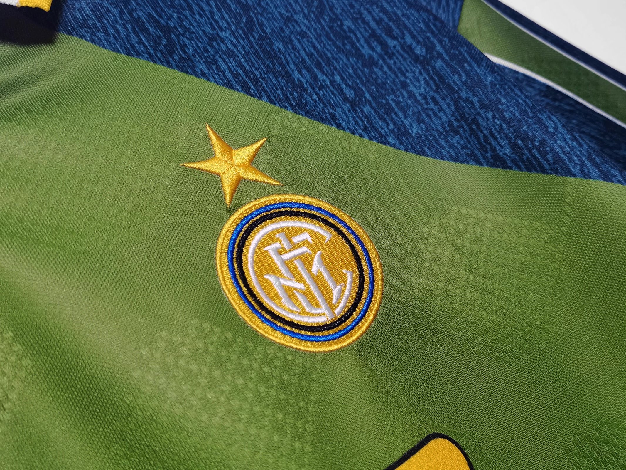 95/96 Inter Milan Away Retro Jersey - leoleo123123