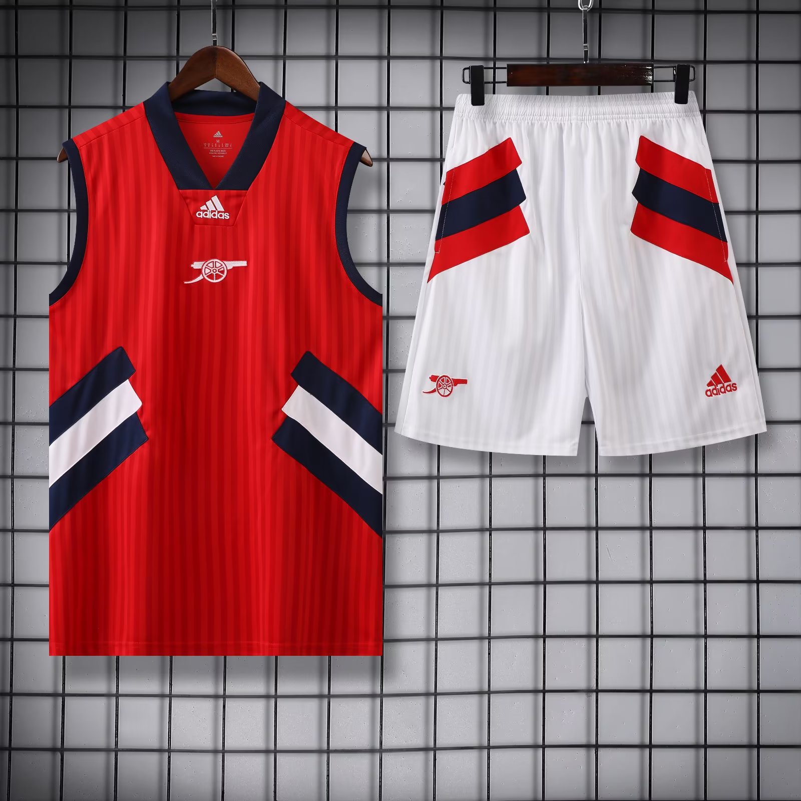 23/24 Arsenal Red Vest Training Set--Vest and Short Pant Training Tracksuit - leoleo123123