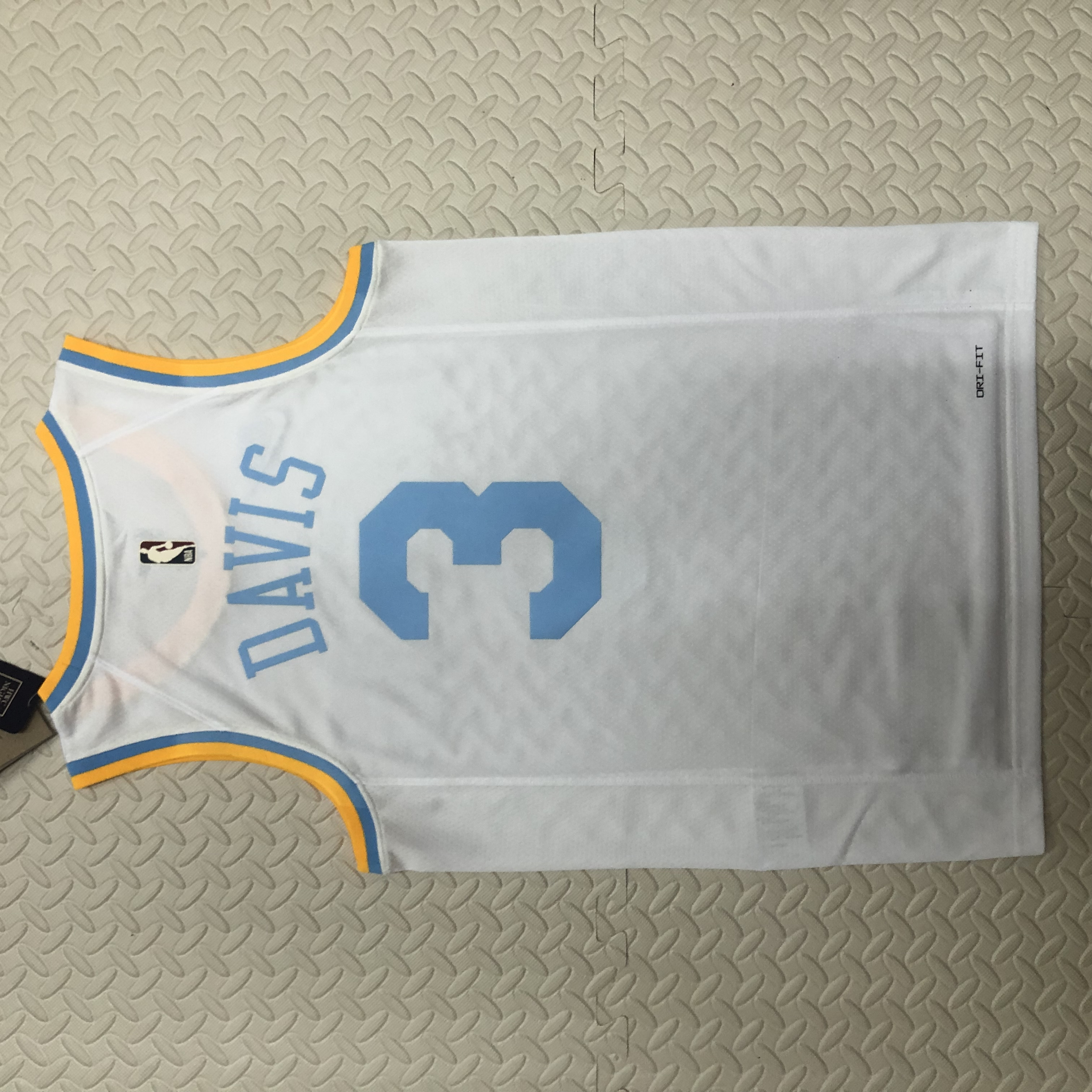NBA Men Season 2023 Los Angeles Lakers White Retro Round Neck #3 DAVIS Jersey High Quality Name and Number Print - leoleo123123