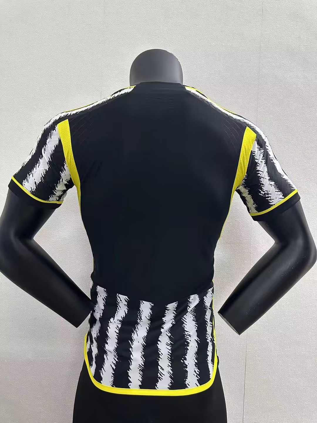 23/24 Juventus Home Jersey Player Version 1:1 Quality - leoleo123123