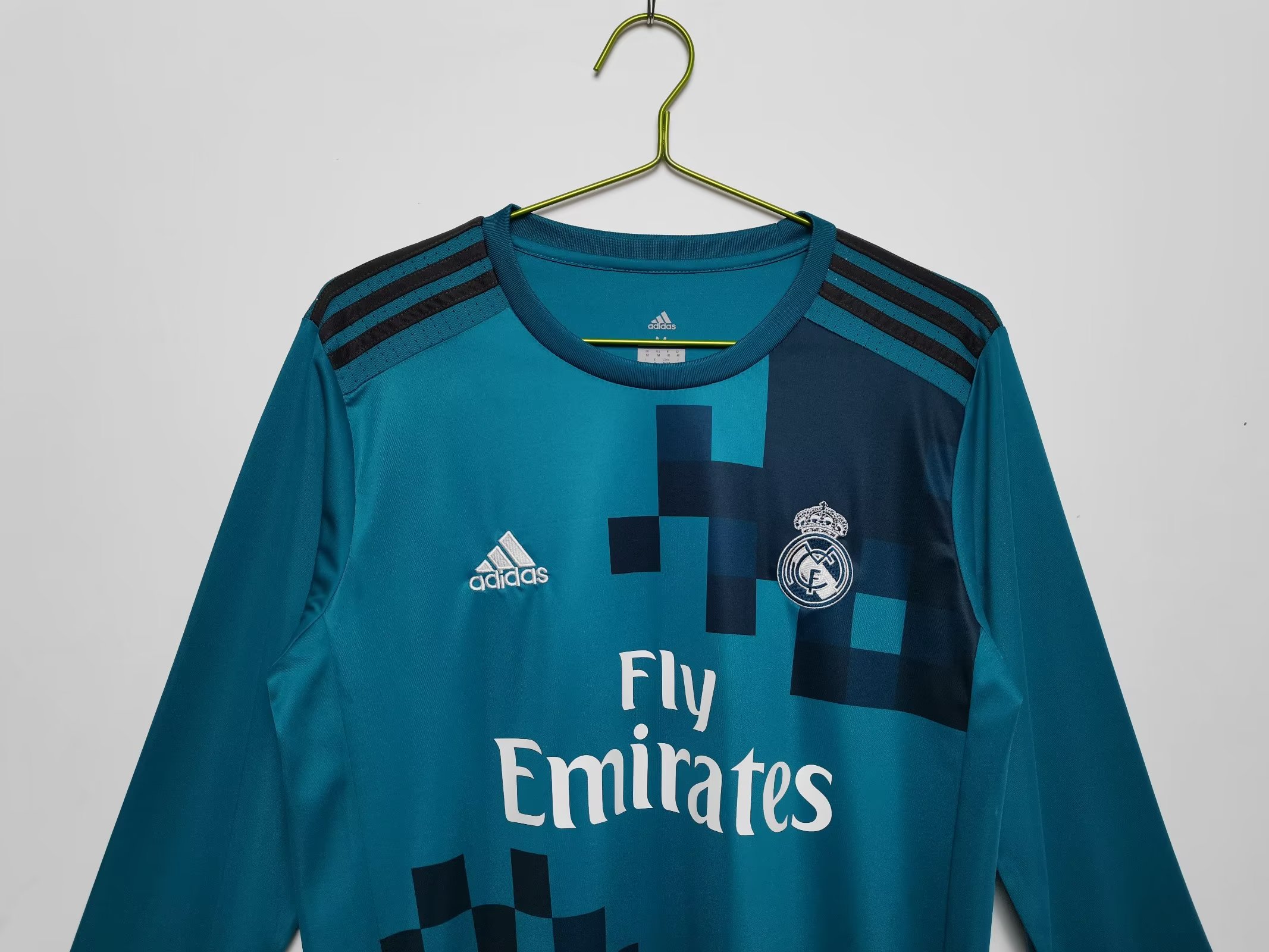 17/18 Real Madrid Third Retro Jersey Long Sleeve - leoleo123123