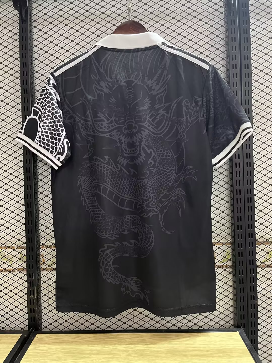 22/23 Real Madrid Special Black Jersey 1:1 Quality Fan Version - leoleo123123