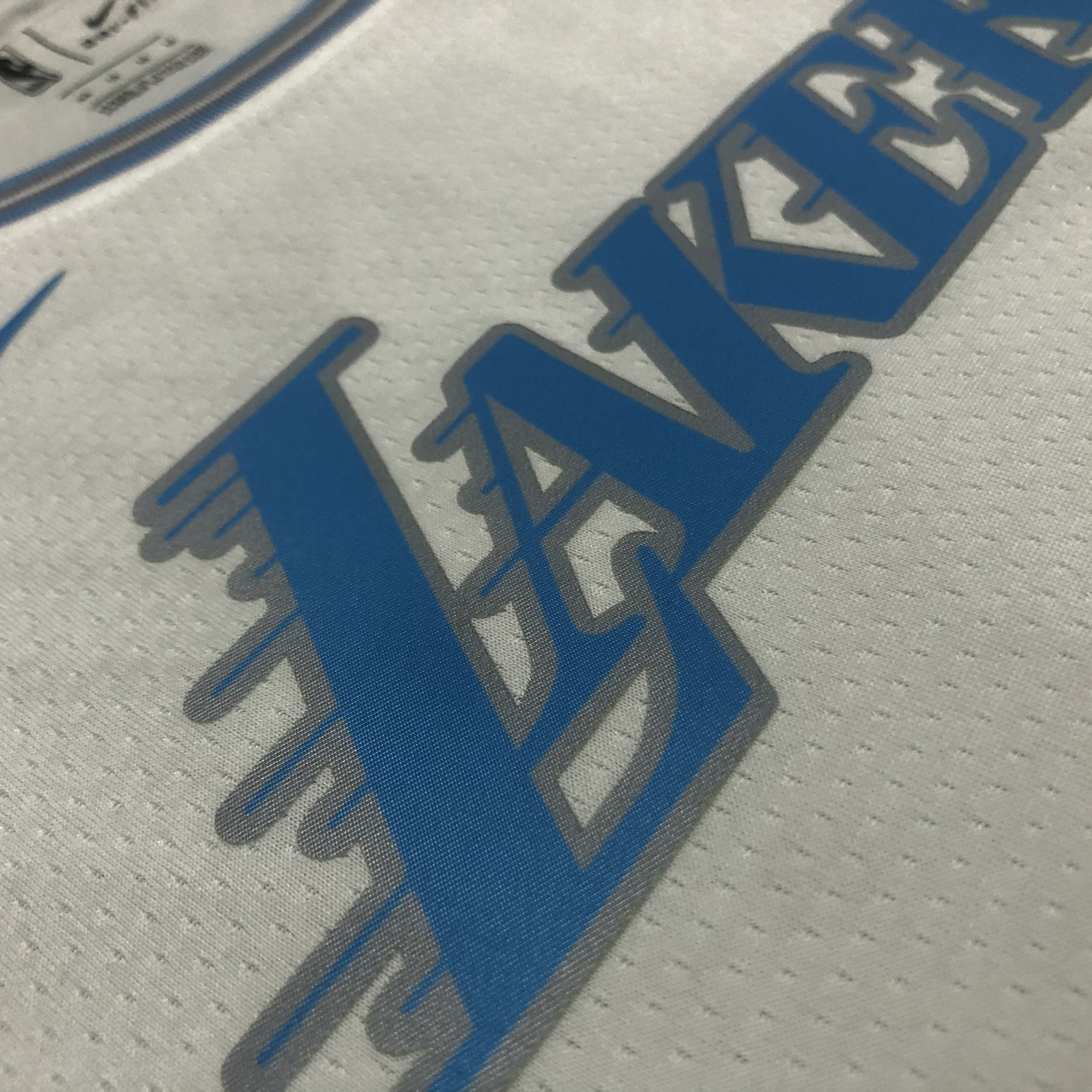 NBA Season 2021 Los Angeles Lakers White Retro #0 WESTBROOK Round Neck Jersey High Quality Name and Number Print - leoleo123123