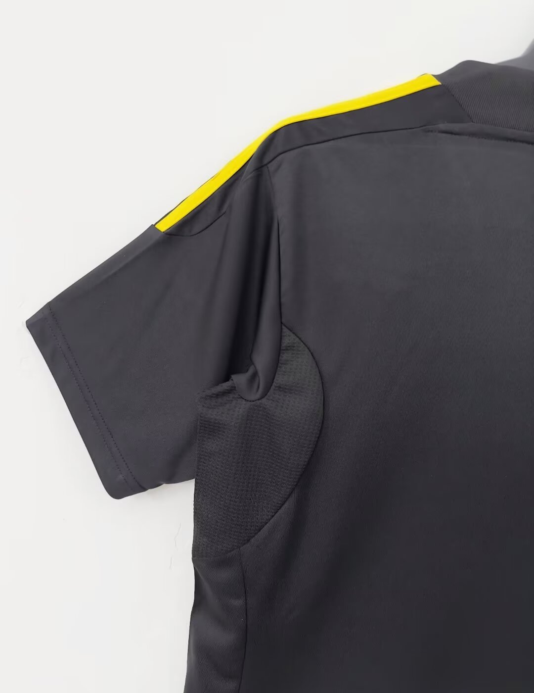 11/12 Real Madrid Goalkeeper Black Retro Jersey - leoleo123123