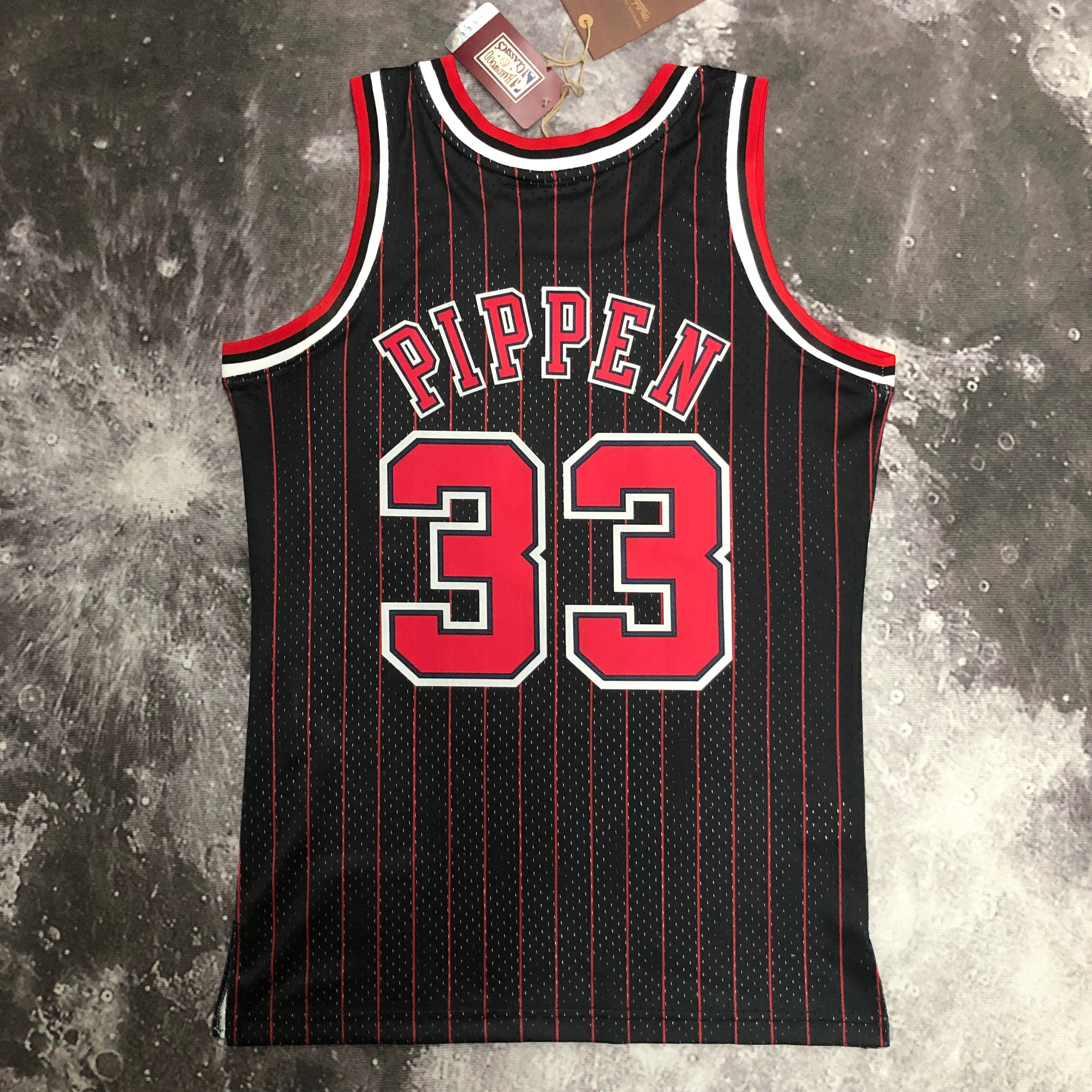 NBA Men Season 1996 Retro Chicago Bulls Black Stripe #33 PIPPEN Jersey High Quality Name and Number Print - leoleo123123