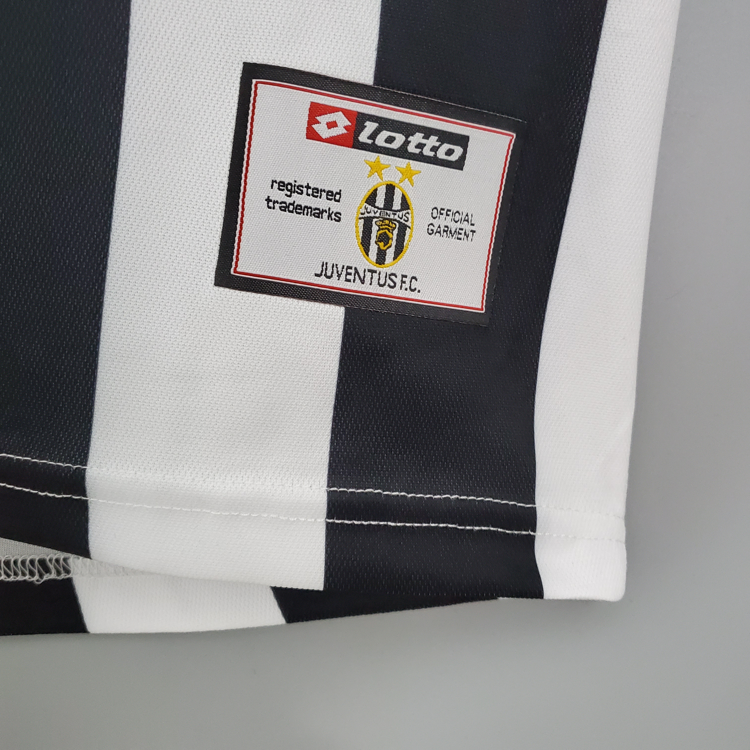 01/02 Juventus Home Retro Jersey - leoleo123123