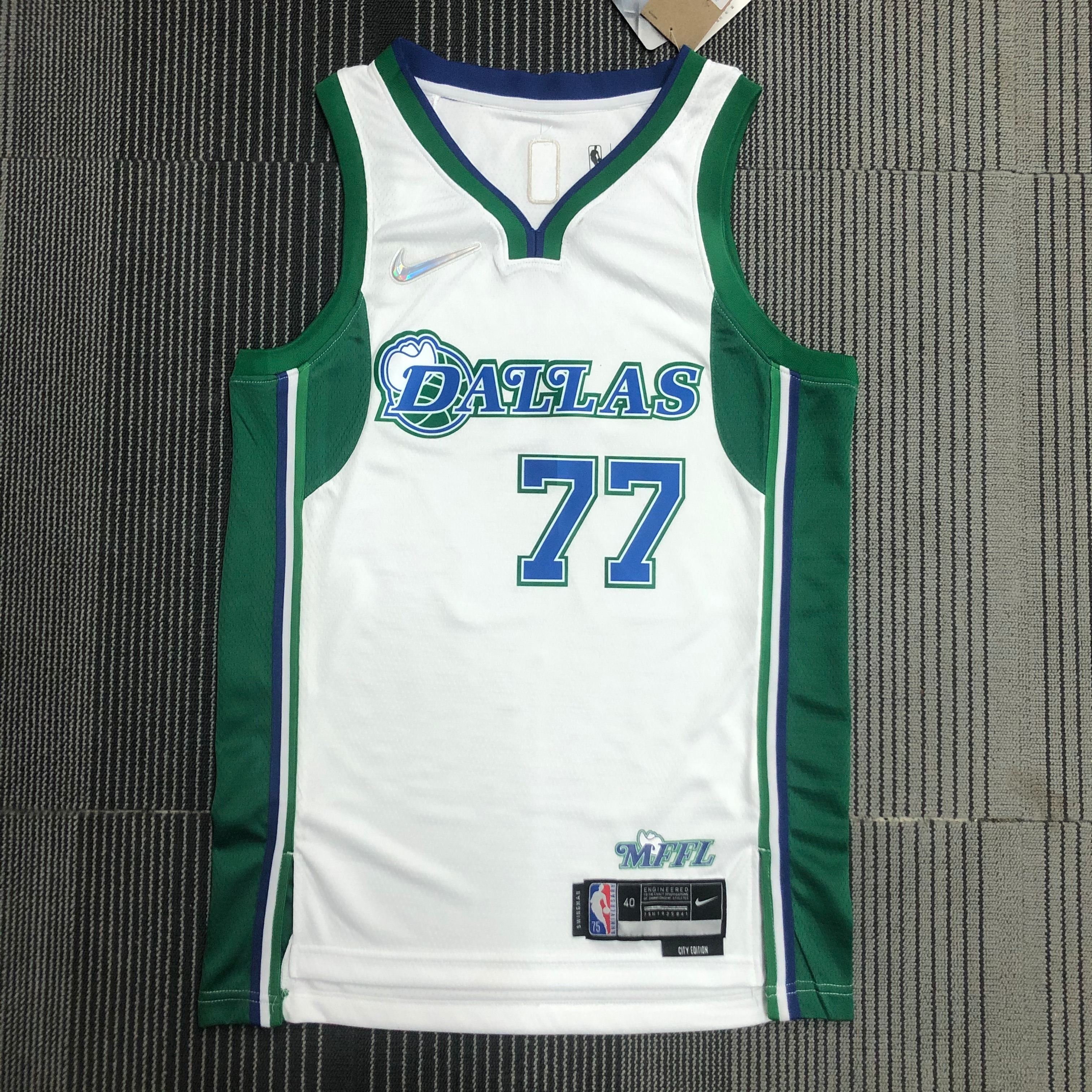 NBA Men 75th Anniversary Season 2022 Dallas Mavericks White #77 DONCIC Jersey High Quality Name and Number Print - leoleo123123