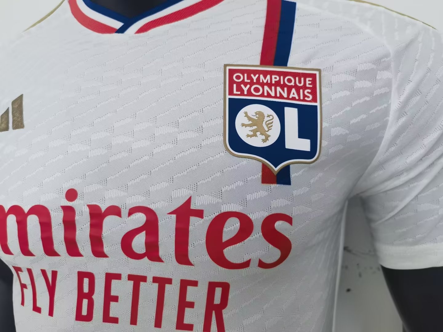 23/24 Lyon Home Jersey Player Version 1:1 Quality - leoleo123123