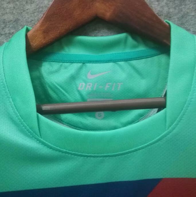 10-11 Barcelona Away Retro Jersey - leoleo123123