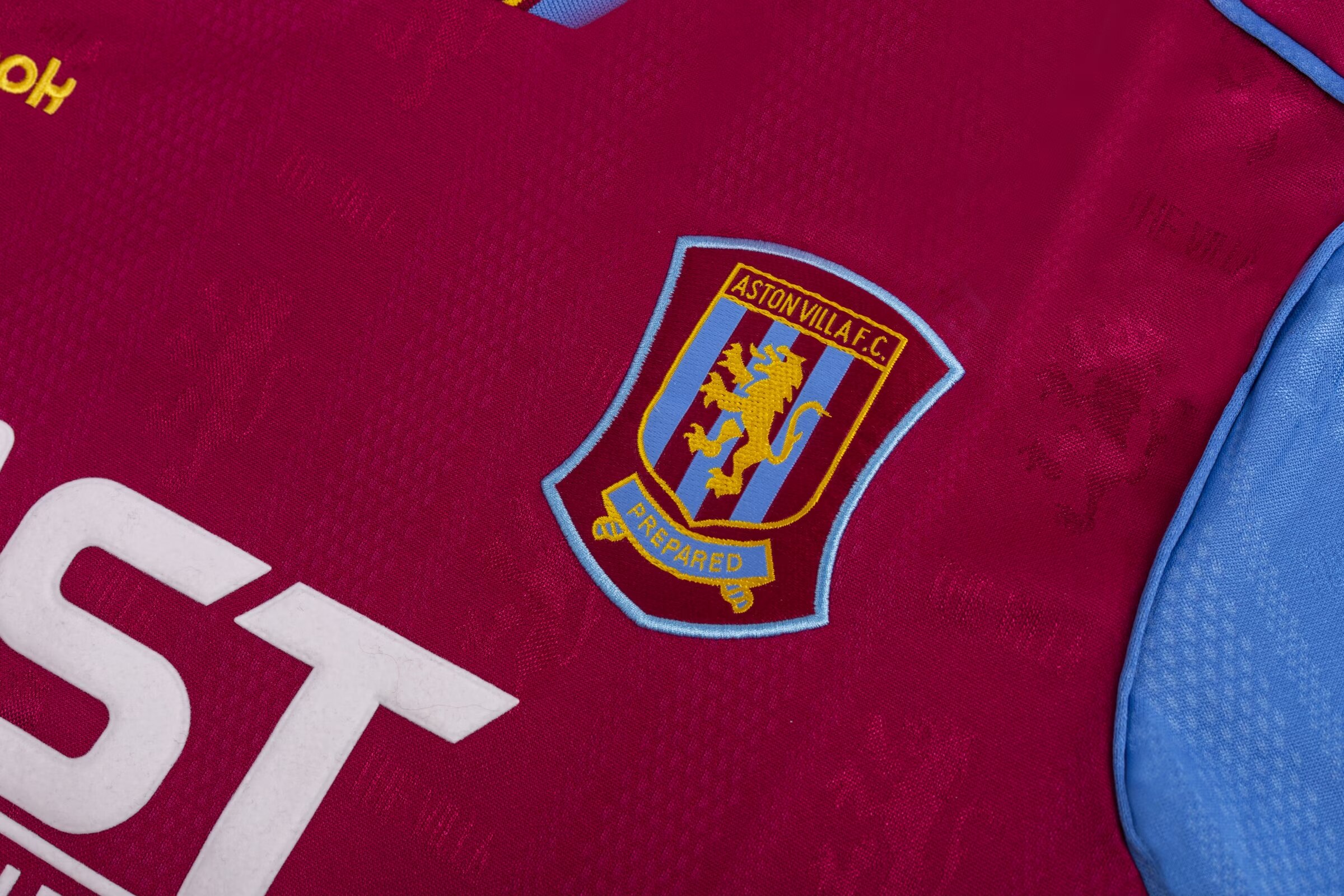 95/97 Aston Villa F.C Home Retro Jersey Fans Version - leoleo123123
