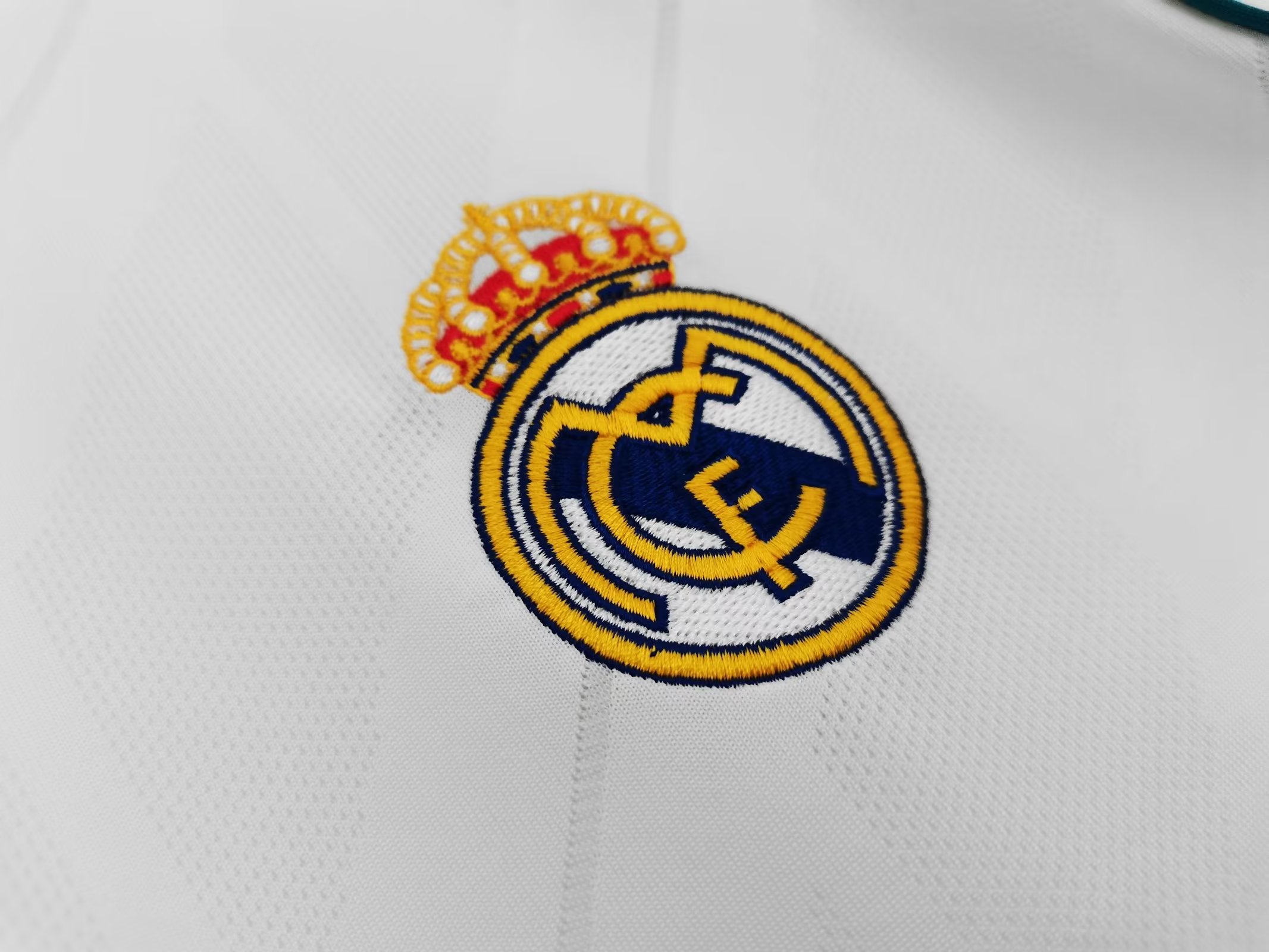 17/18 Real Madrid Home Retro Jersey Long Sleeve - leoleo123123