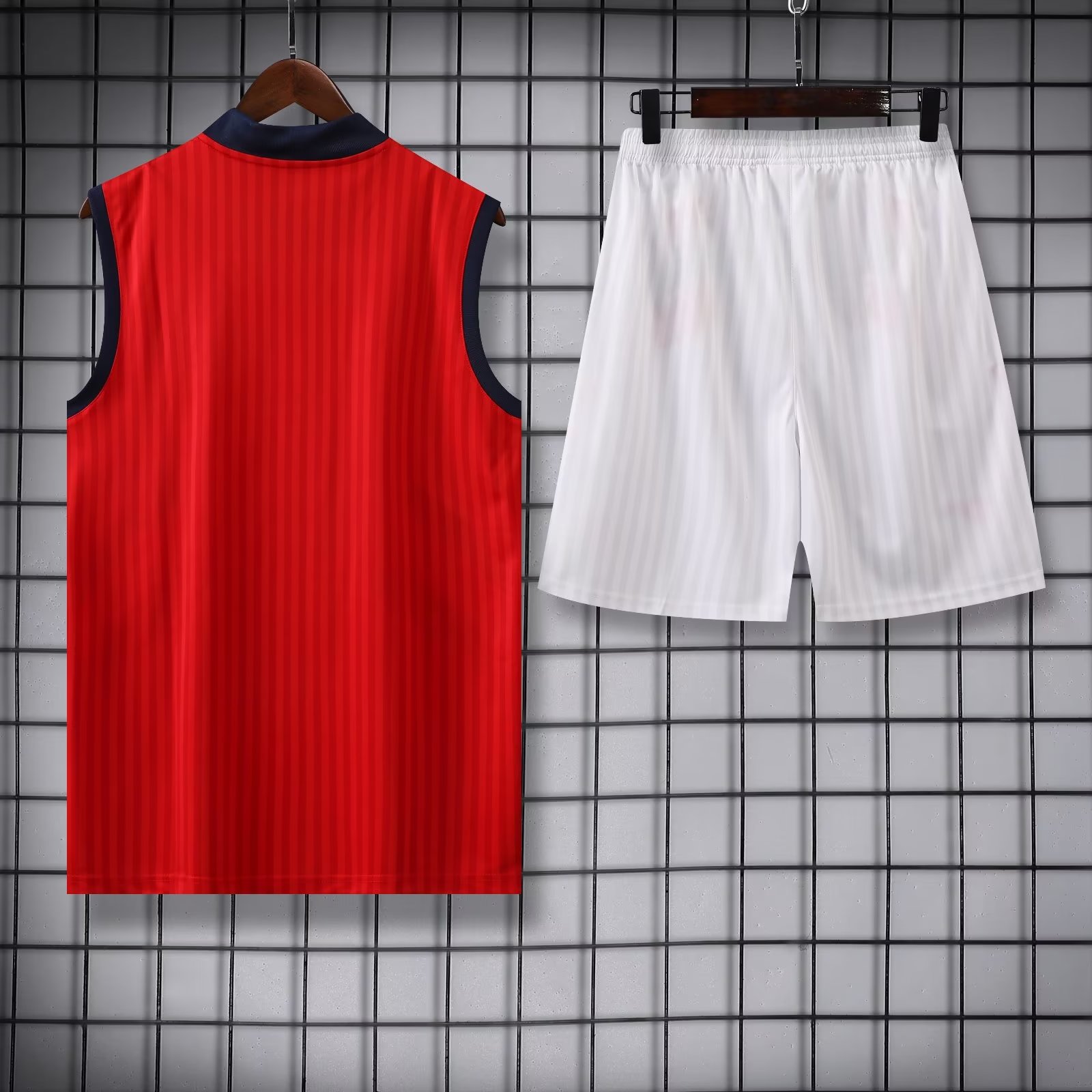 23/24 Arsenal Red Vest Training Set--Vest and Short Pant Training Tracksuit - leoleo123123