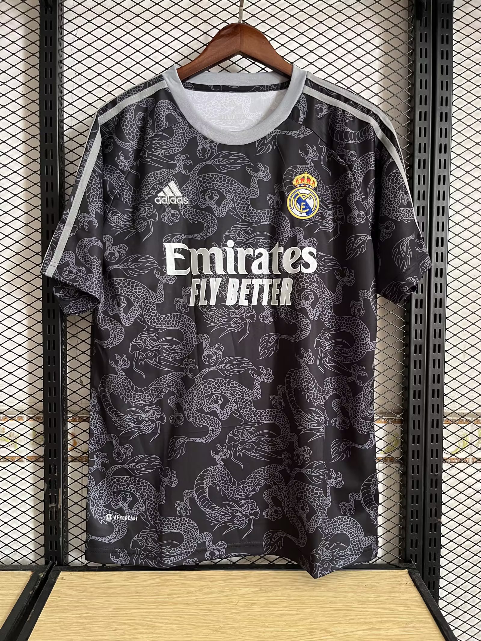23/24 Real Madrid Training Jersey Fan Version - leoleo123123