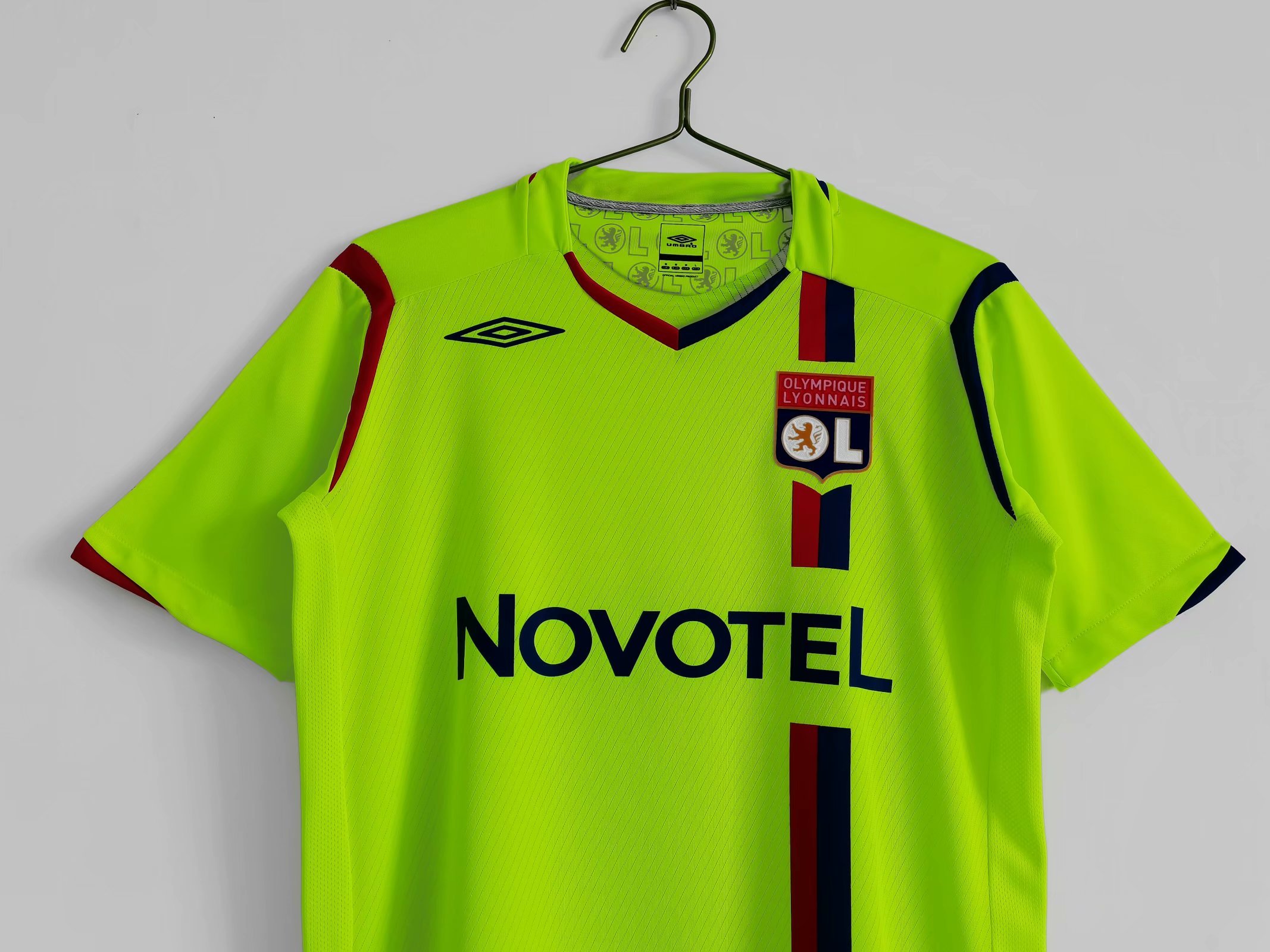 08/09 Lyon Green Retro Jersey - leoleo123123