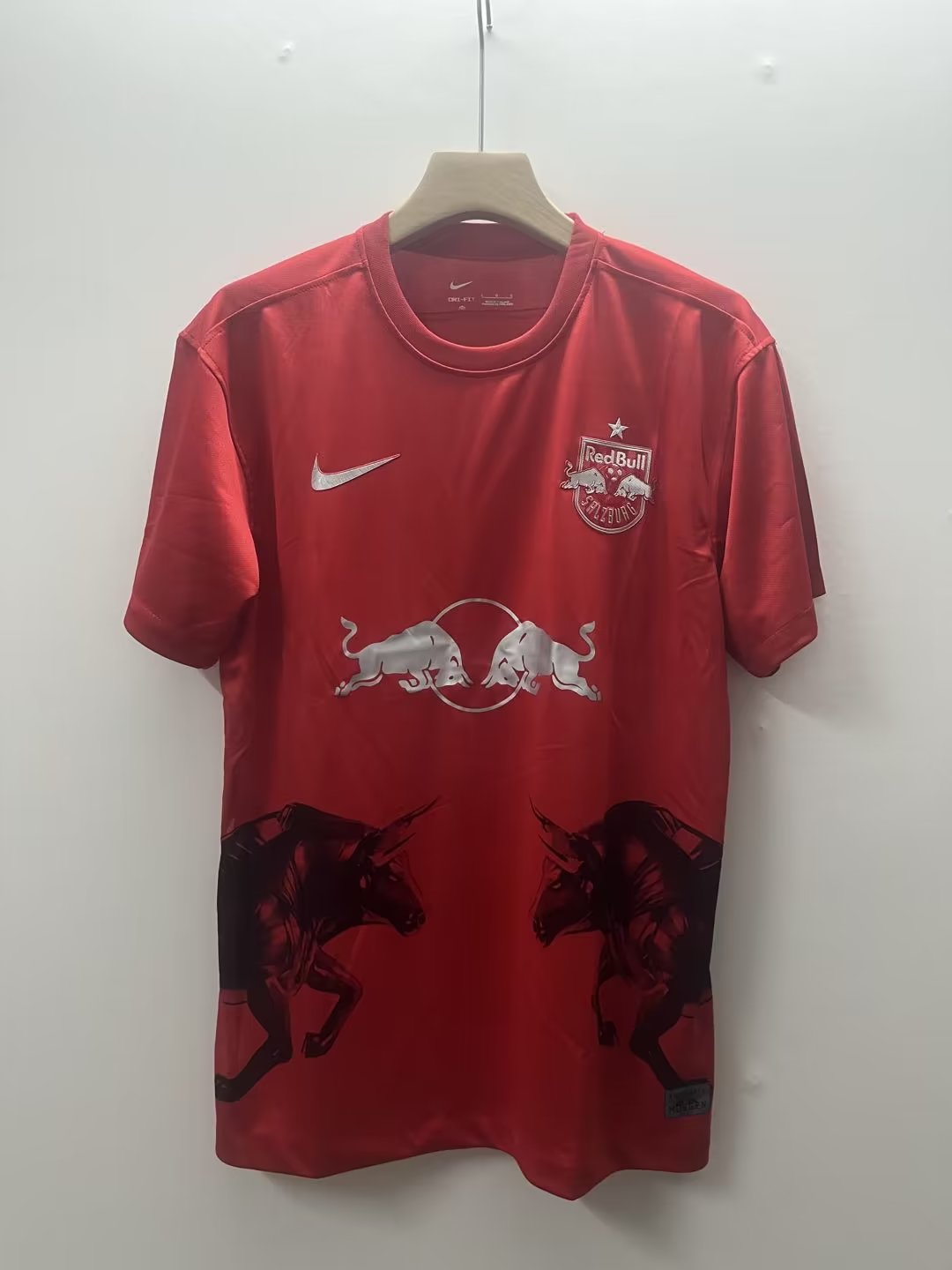 23/24 Red Bull Salzburg Away Jersey 1:1 Quality - leoleo123123