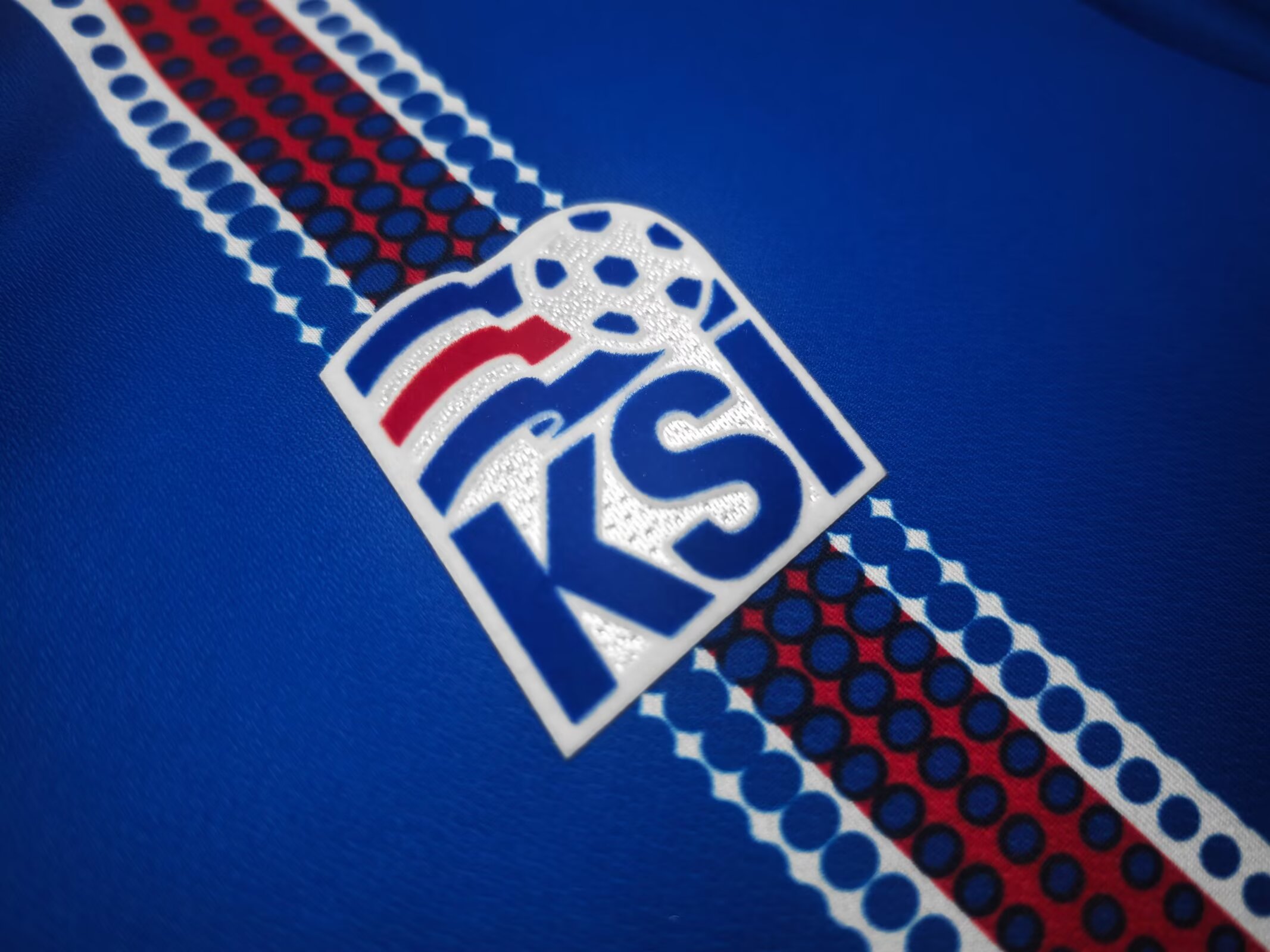 16/17 Iceland Home Retro Jersey - leoleo123123