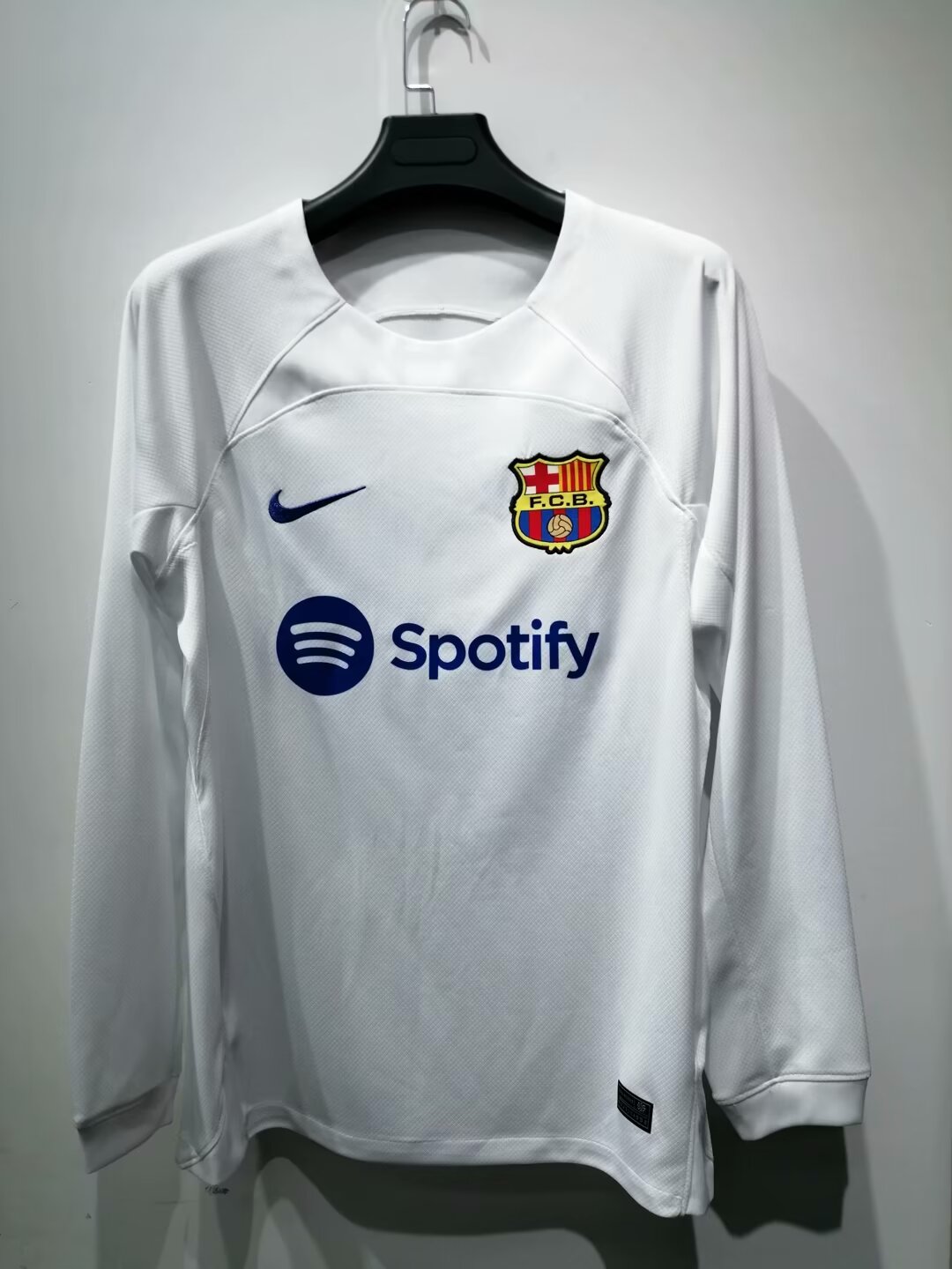 23/24 Barcelona Away Jersey Long Sleeve 1:1 Quality Fan Version - leoleo123123