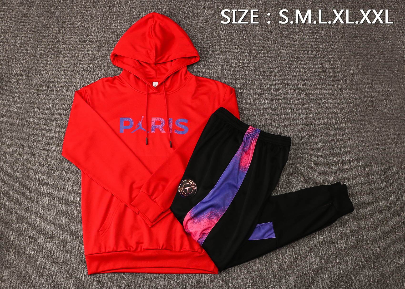 21-22 PSG Red Sweater Tracksuit with Cap and Black Thai Quality - leoleo123123
