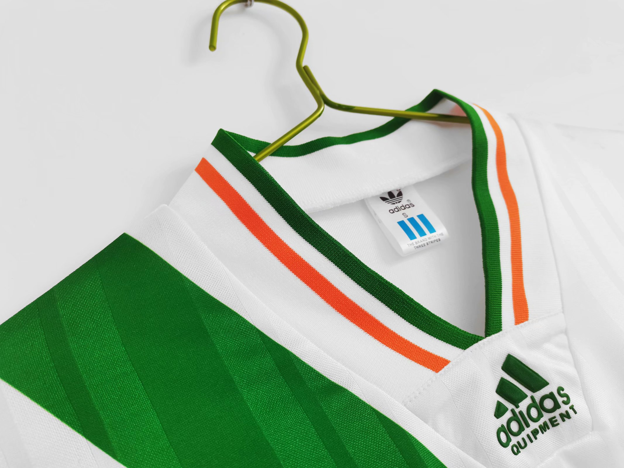 92/92 Ireland Away Retro Jersey - leoleo123123