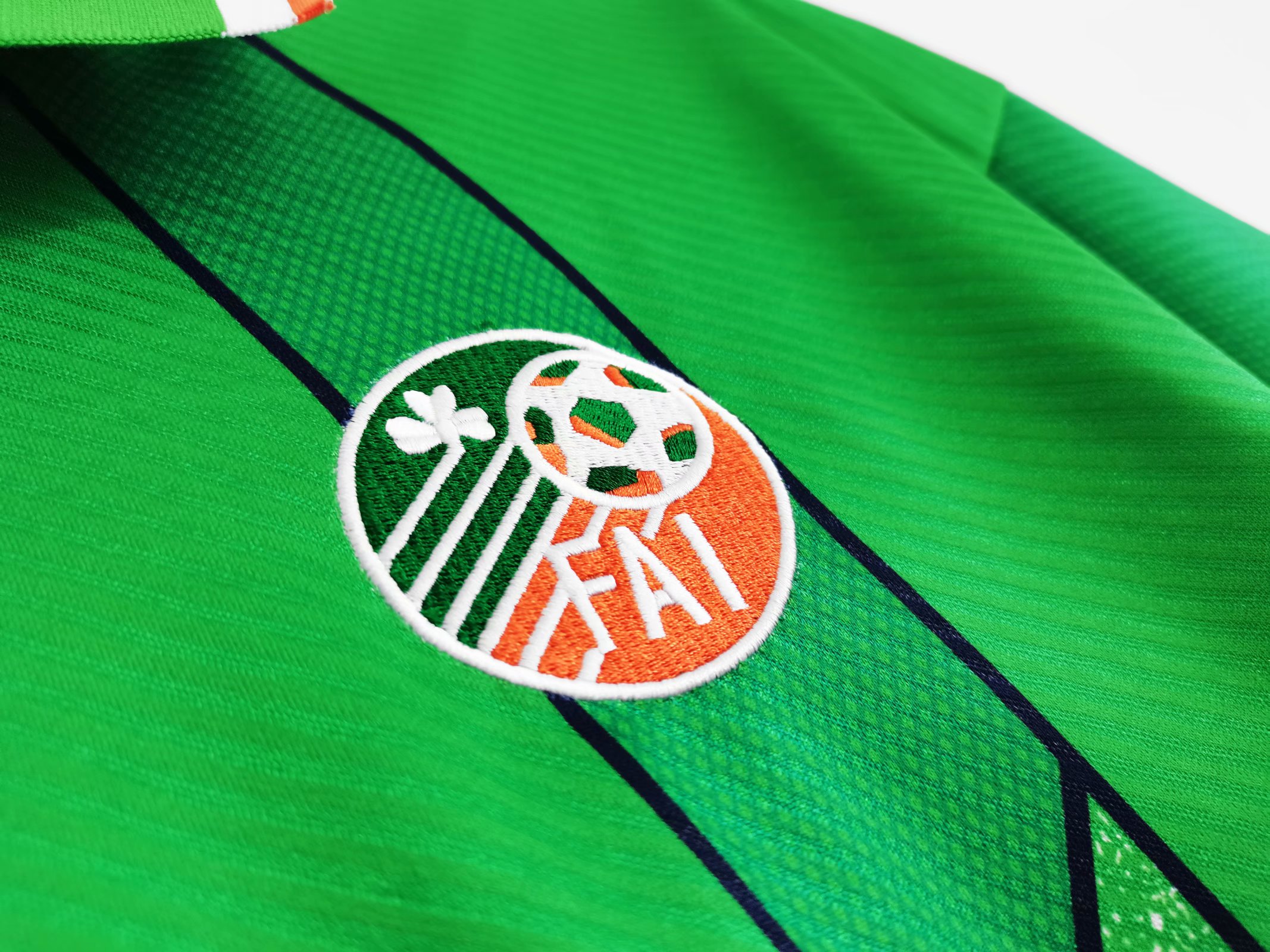94/96 Ireland Home Retro Jersey - leoleo123123