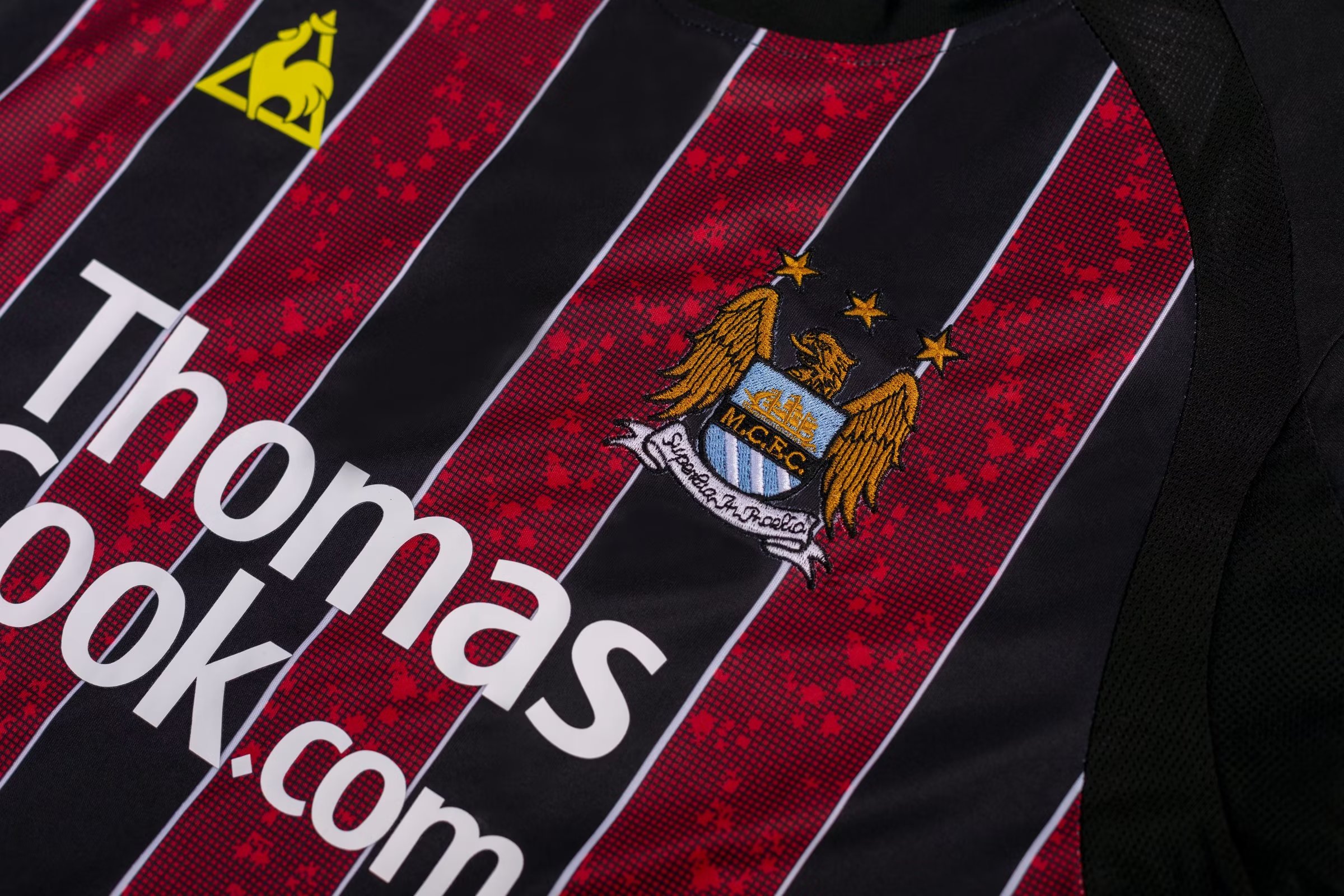 08/09 Manchester City Away Retro Jersey - leoleo123123