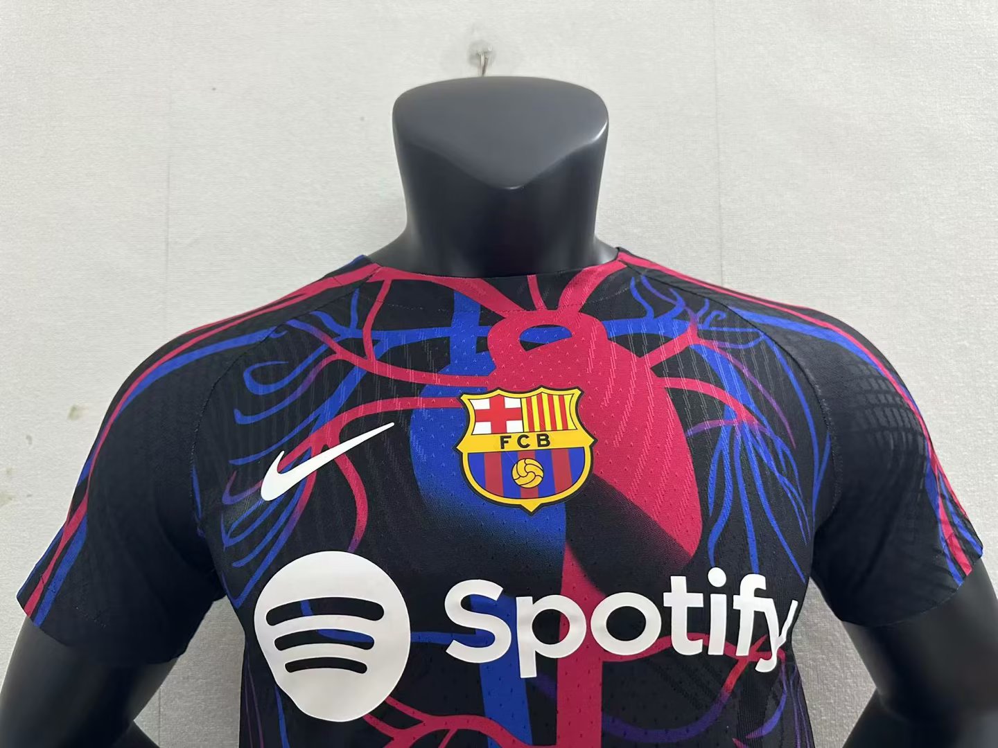 23/24 BarcelonaSpecial Jersey Player Version 1:1 Quality - leoleo123123