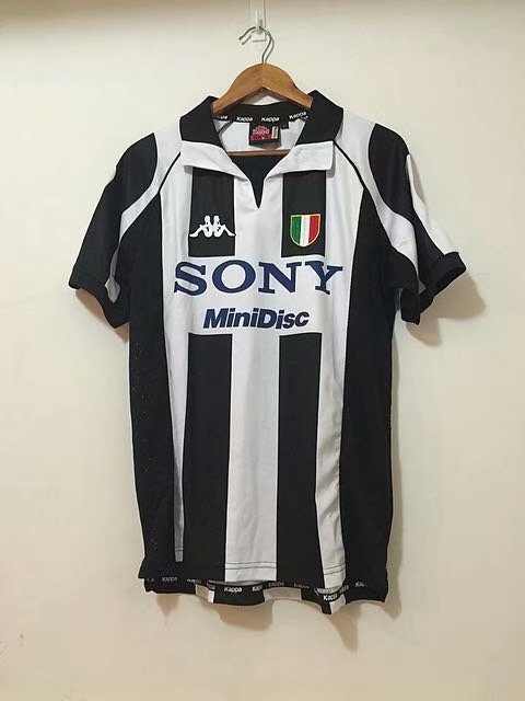 97-98 Juventus Home Retro Jersey - leoleo123123