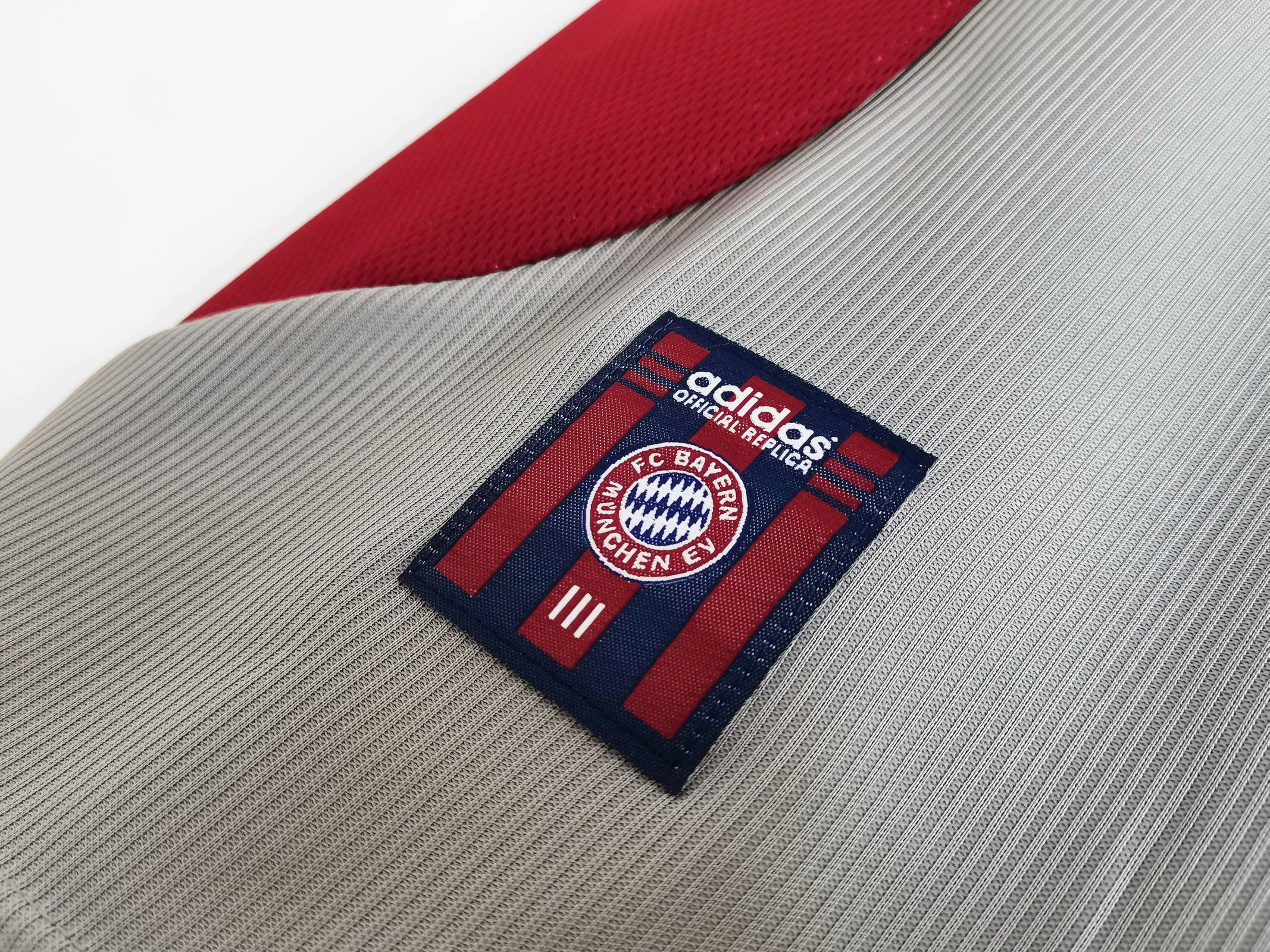 98/99 Bayern Munich Third Retro Jersey - leoleo123123