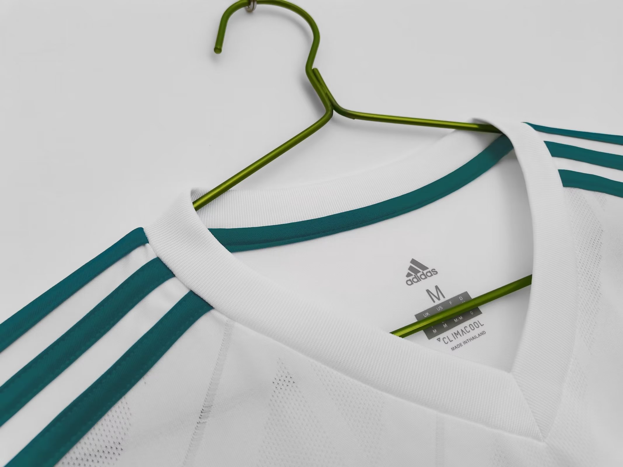 17/18 Real Madrid Home Retro Jersey Long Sleeve - leoleo123123