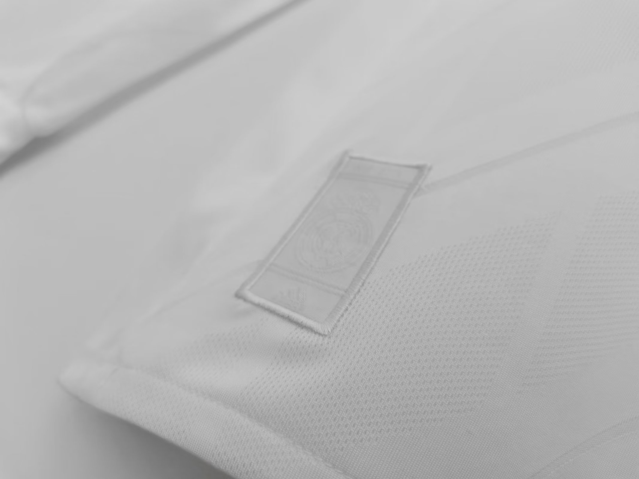 17/18 Real Madrid Home Retro Jersey Long Sleeve - leoleo123123
