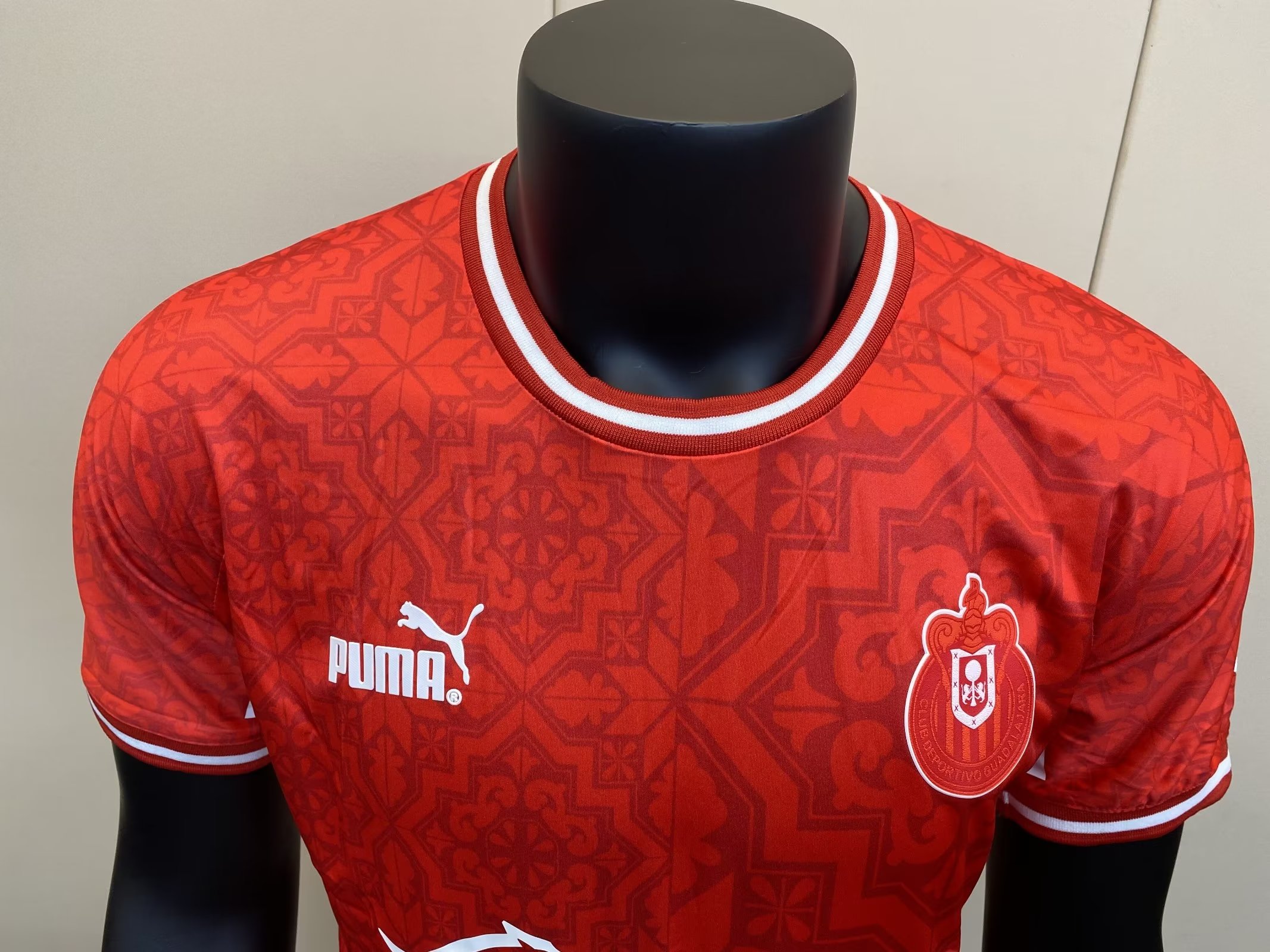 Chivas 200th anniversary Red Jersey Player Version 1:1 Quality - leoleo123123