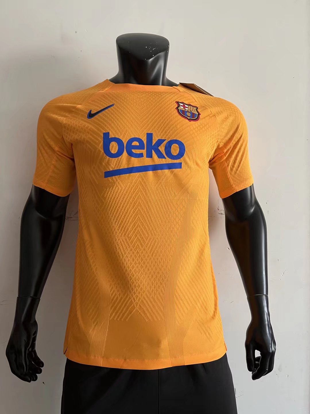 22/23 Barcelona Training Jersey Player Version 1:1 Quality - leoleo123123