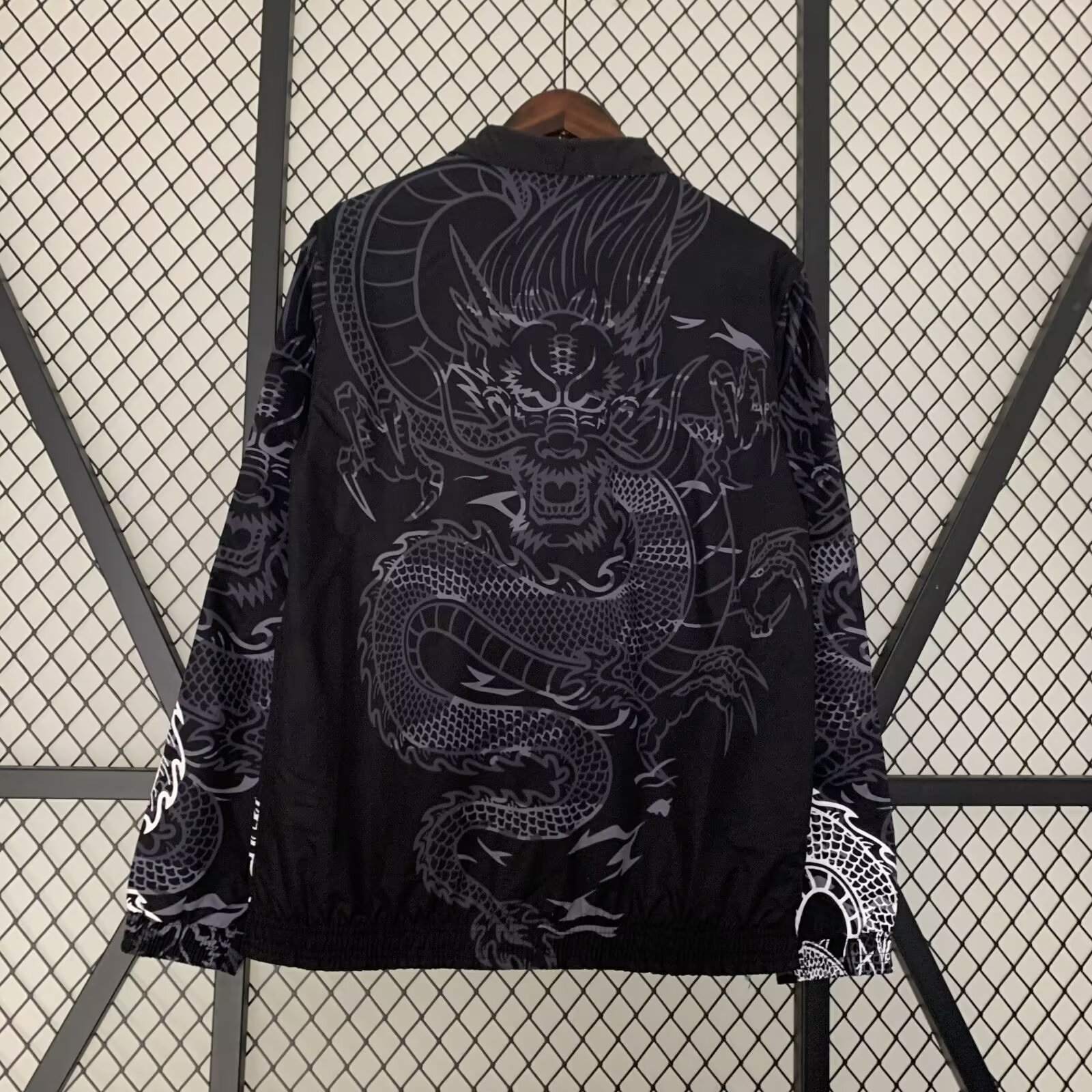 23/24 Real Madrid Dragon Black Windbreaker Jacket two-sided Jacket Thai Quality - leoleo123123