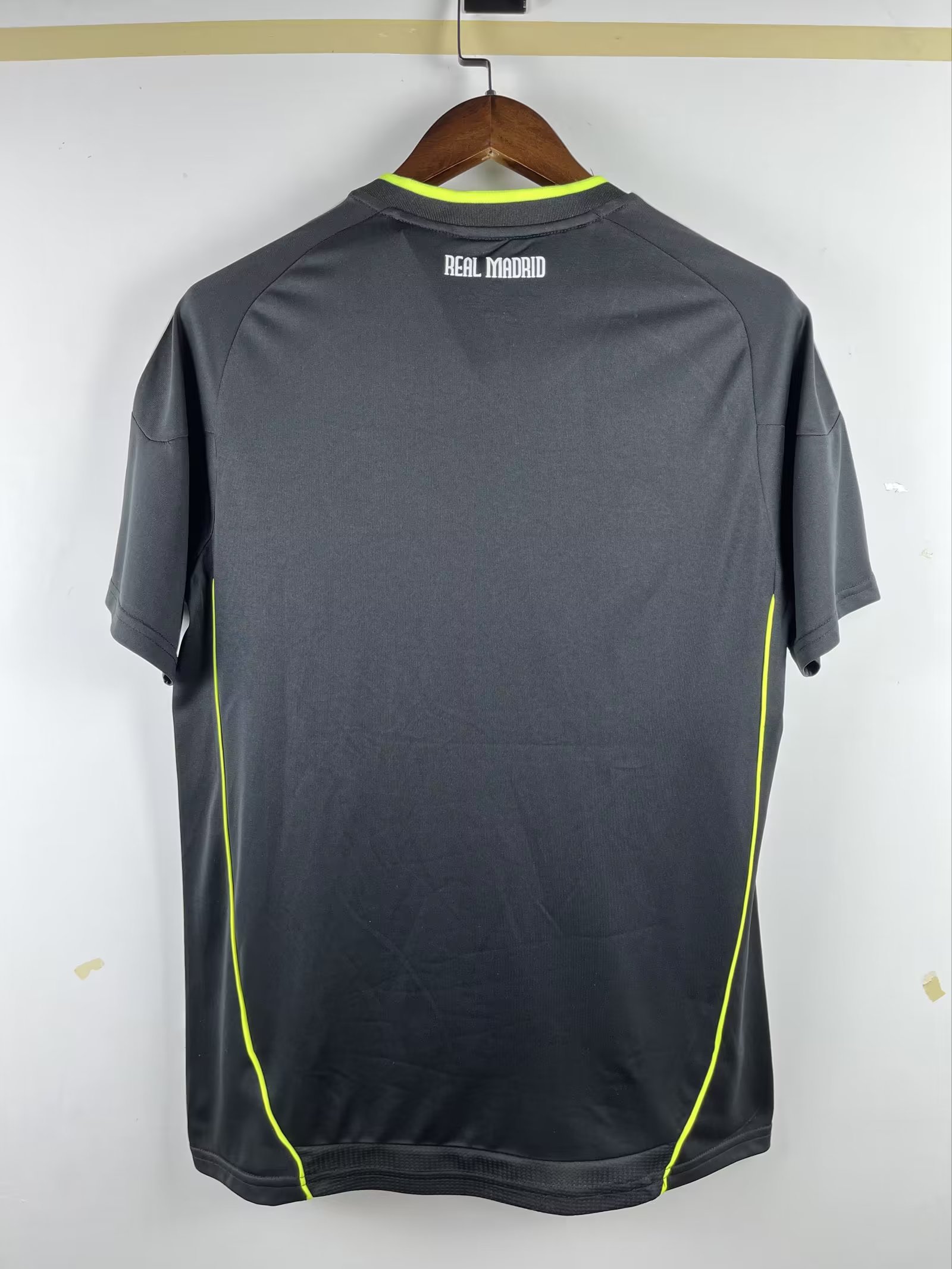 10/11 Real Madrid Away Retro Jersey - leoleo123123