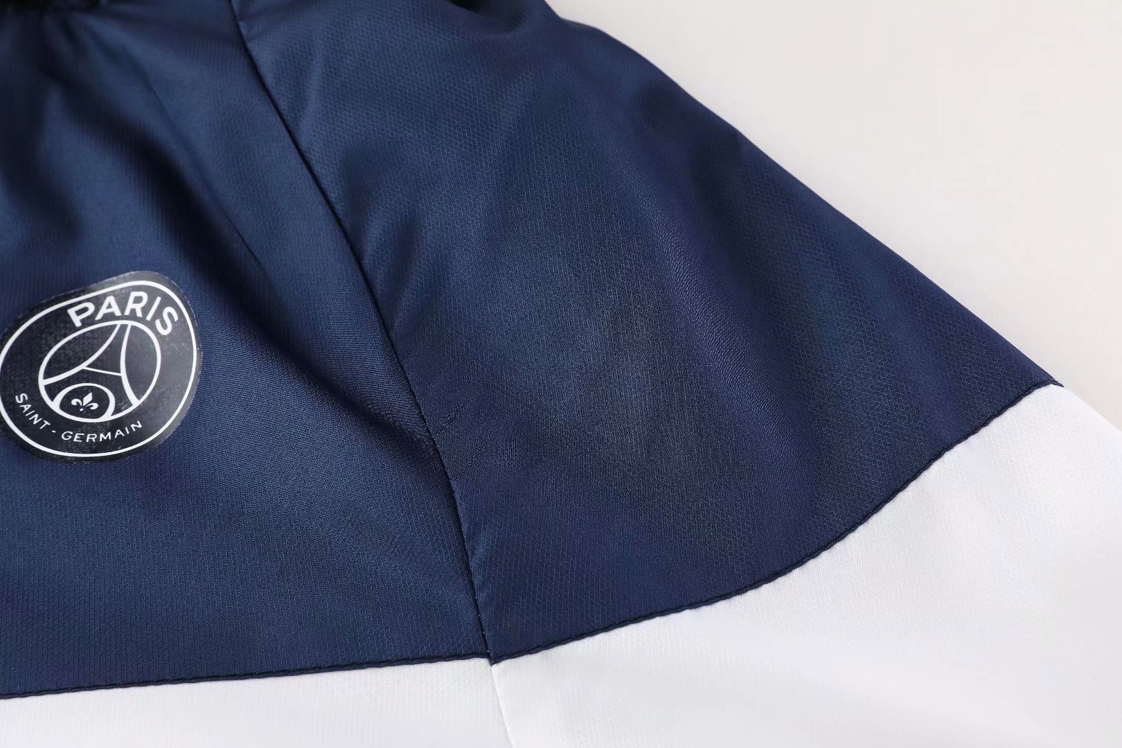 20-21 PSG White with Nike Logo&Blue-Red Cap Windbreaker Jacket Thai Quality - leoleo123123