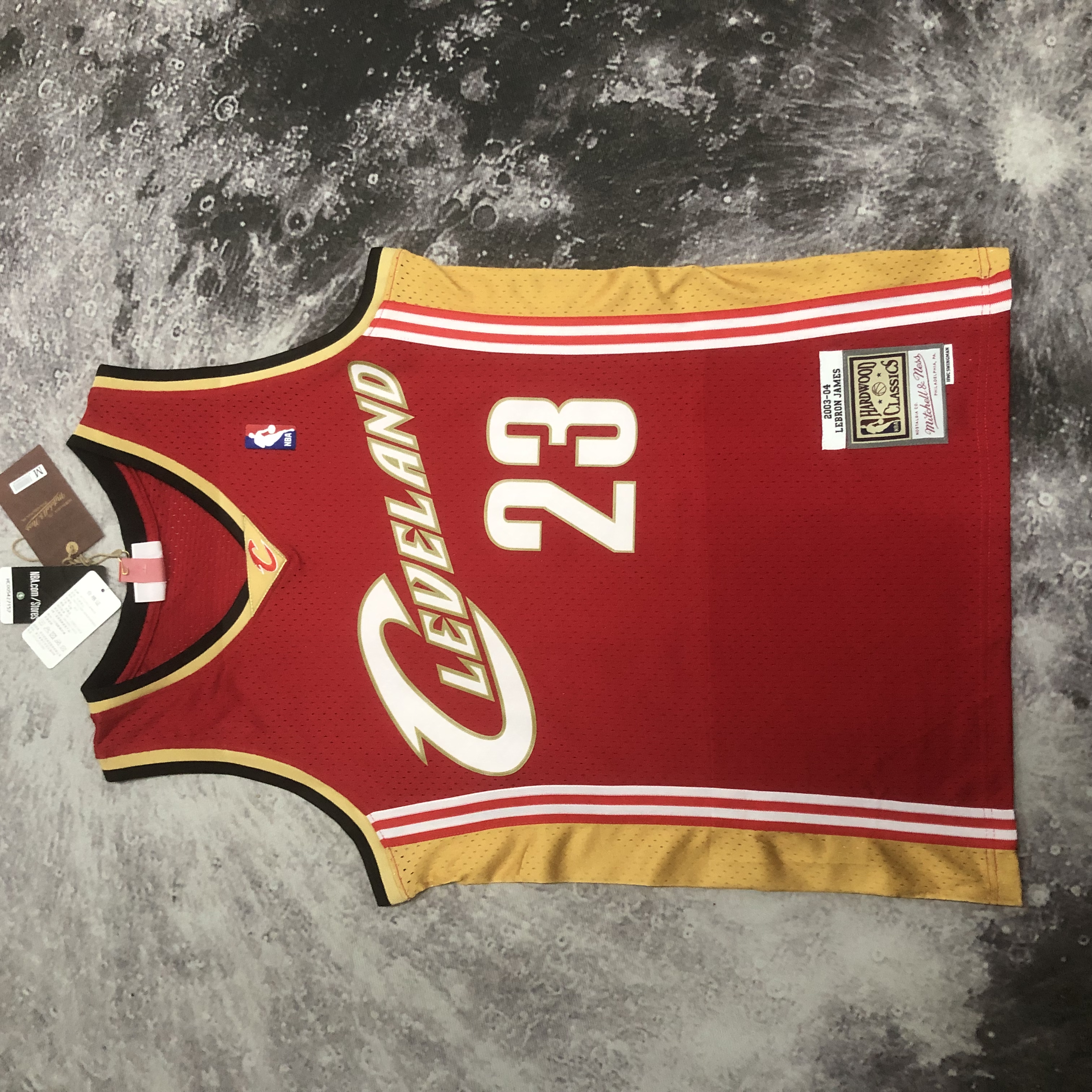 NBA Season 03-04 Men Cleveland Cavaliers Red #23 JAMES Classics Swingman Jersey - leoleo123123