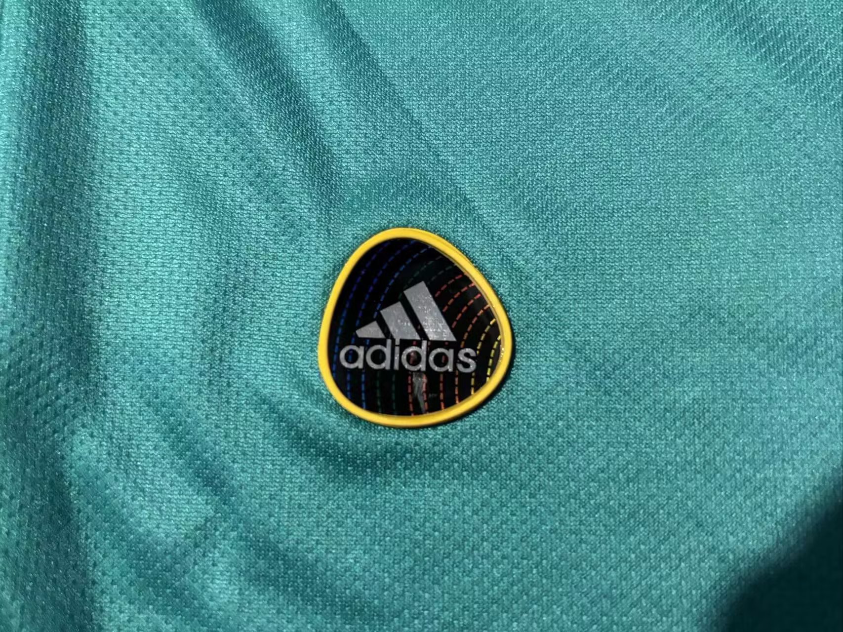 2010 Spain Goalkeeper Green Fans Version Retro Jersey - leoleo123123