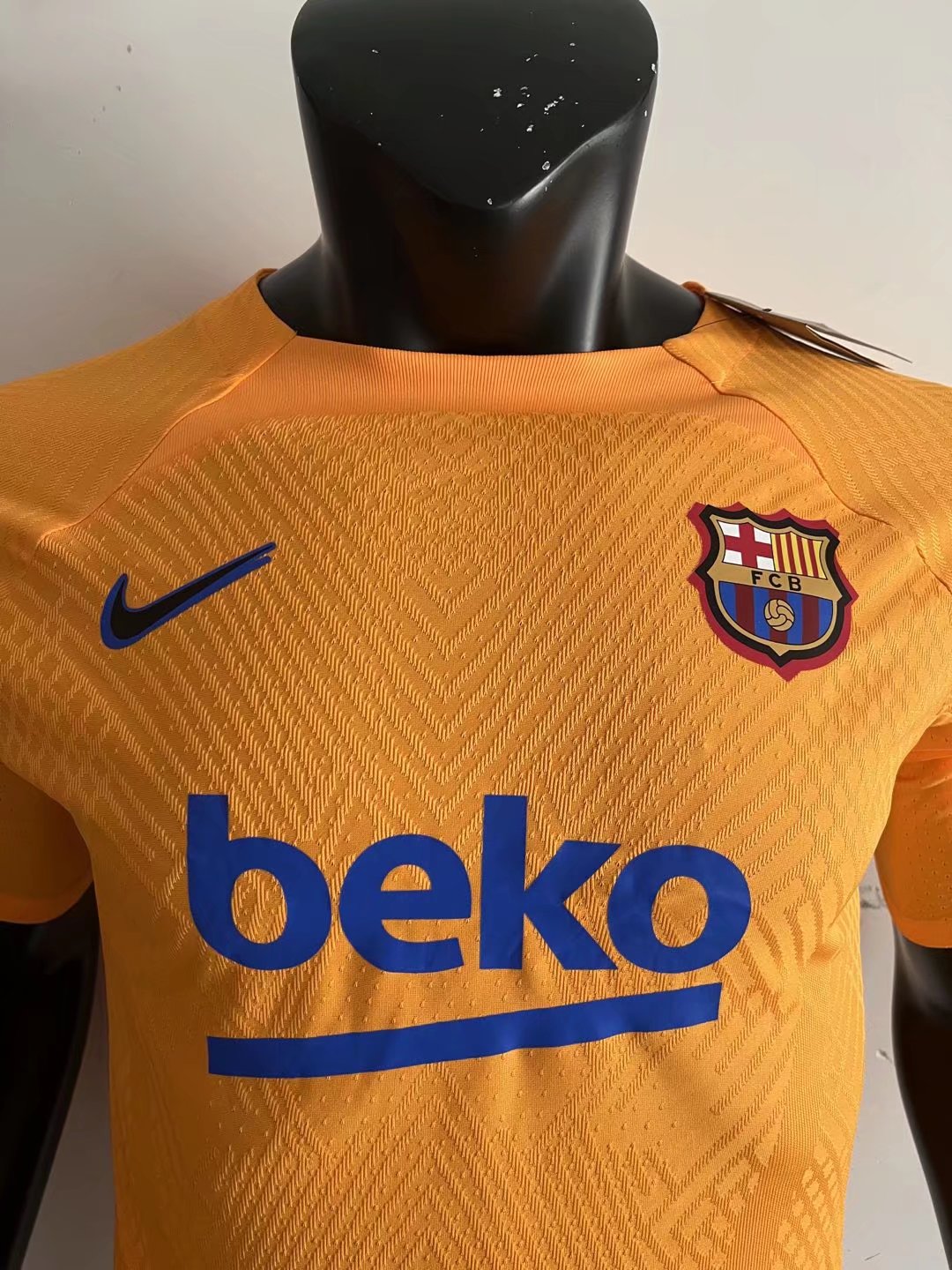 22/23 Barcelona Training Jersey Player Version 1:1 Quality - leoleo123123