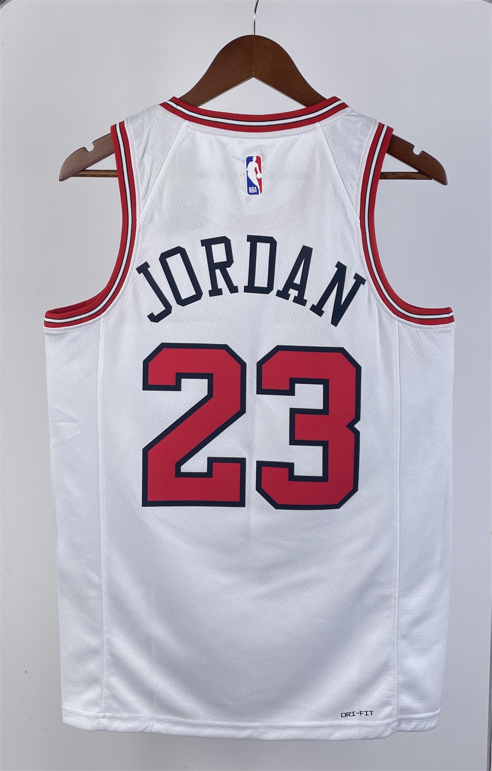 NBA Men 2023 Chicago Bulls White #23 JORDAN Jersey High Quality Name and Number Print - leoleo123123