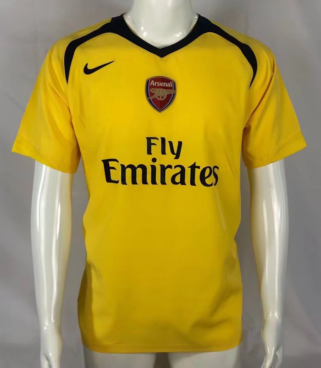 06/07 Arsenal Away Retro Jersey - leoleo123123