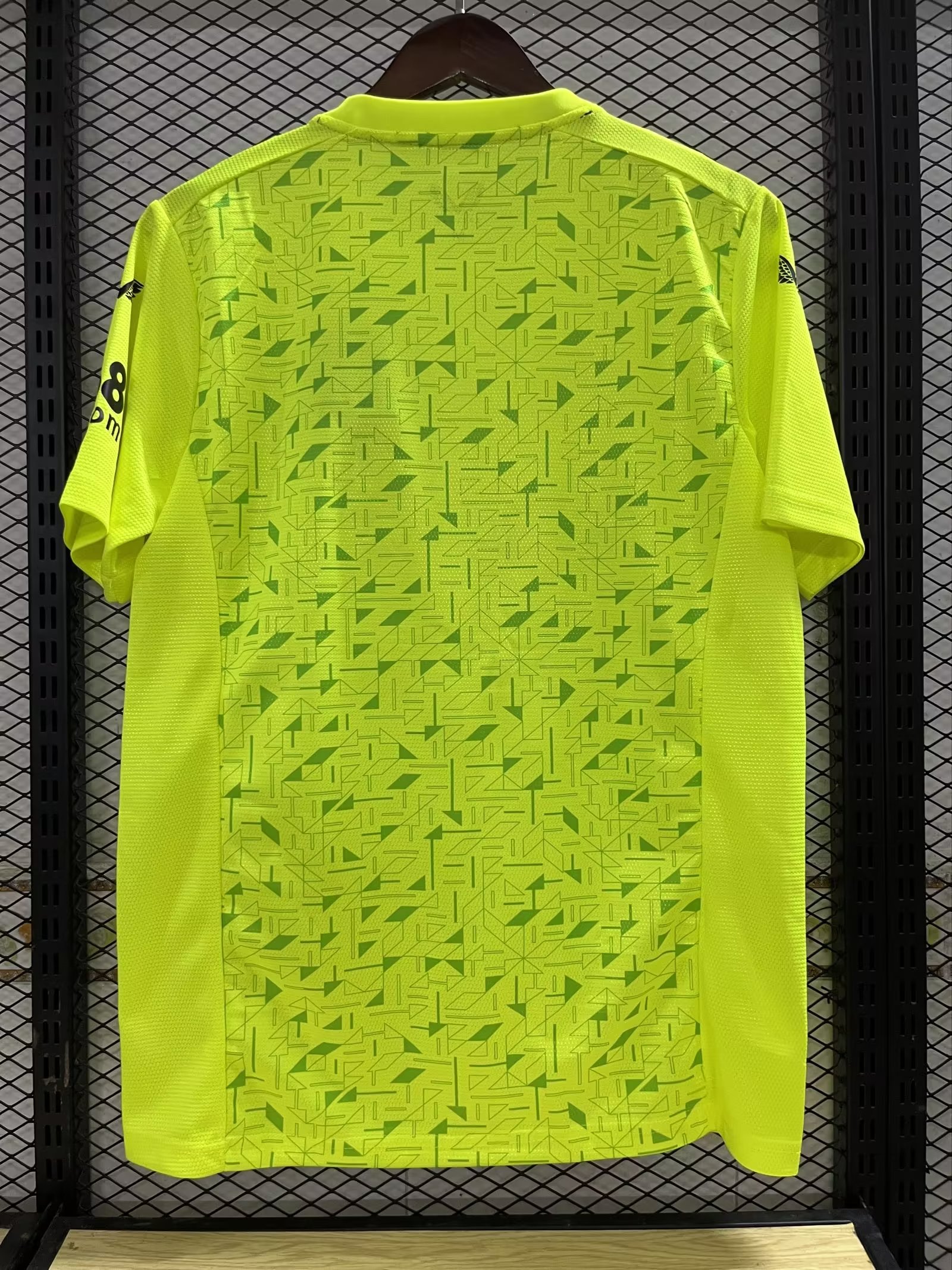 23/24 Wolverhampton Goalkeeper Jersey Thai Quality - leoleo123123