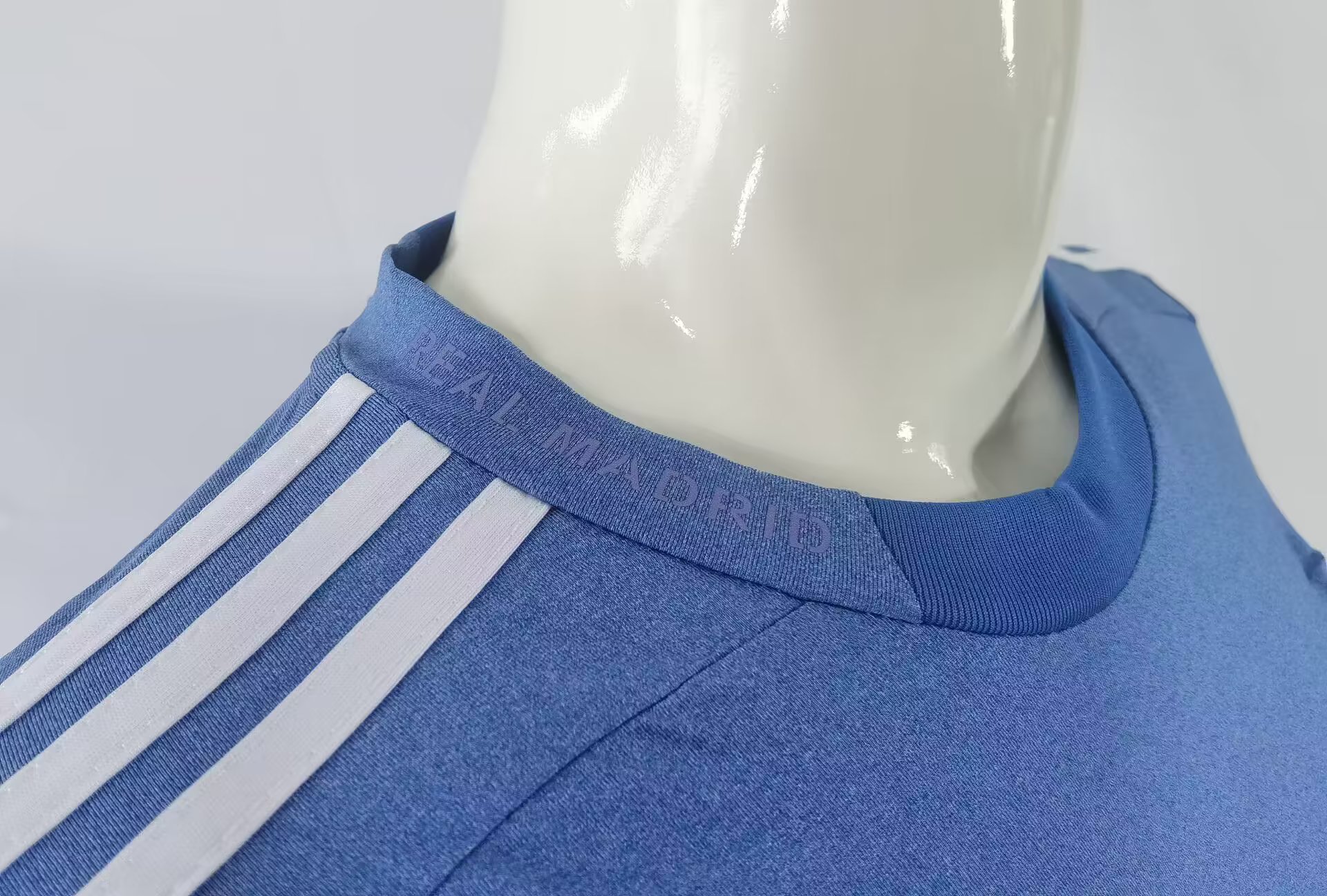13/14 Real Madrid Away Retro Jersey - leoleo123123